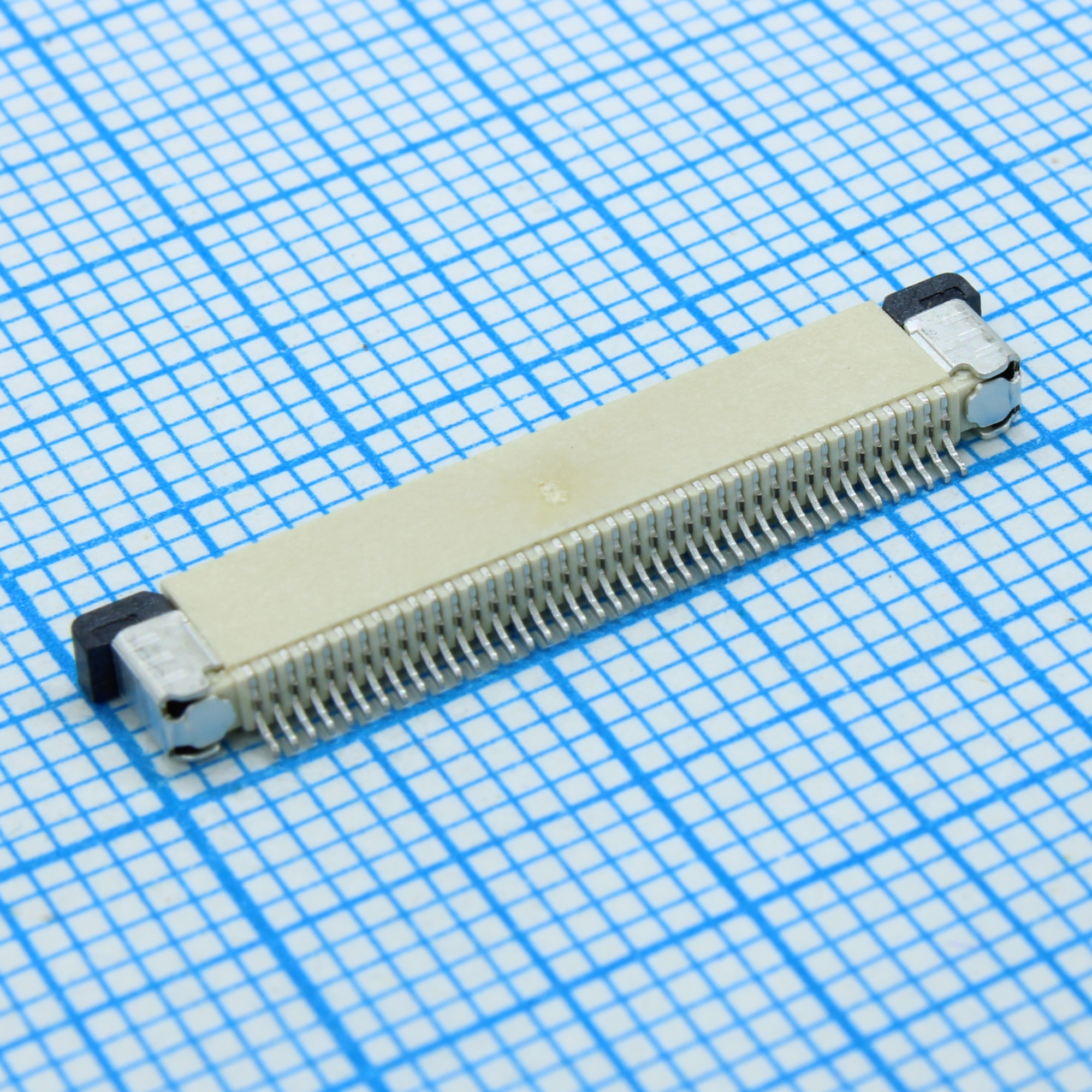 L-KLS1-1242E-2.0-40-T-U-R - Разъем для плоского шлейфа 40 контактов шаг 0.5мм высота 2.0мм