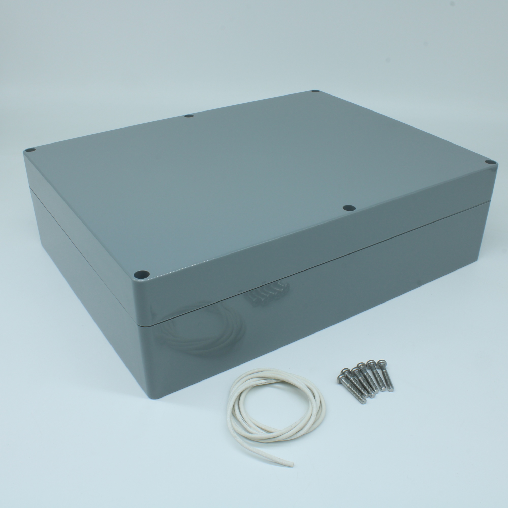 G3028 - Герметичный корпус из прочного ABS пластика, IP65, темно-серый