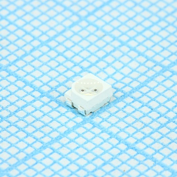 L9UGHRF9553-R9-B01 - Светодиод smd 3,5х2,8мм/красный/630нм/200-320мкд - зеленый/570нм/40-80мкд/прозрачный/120°