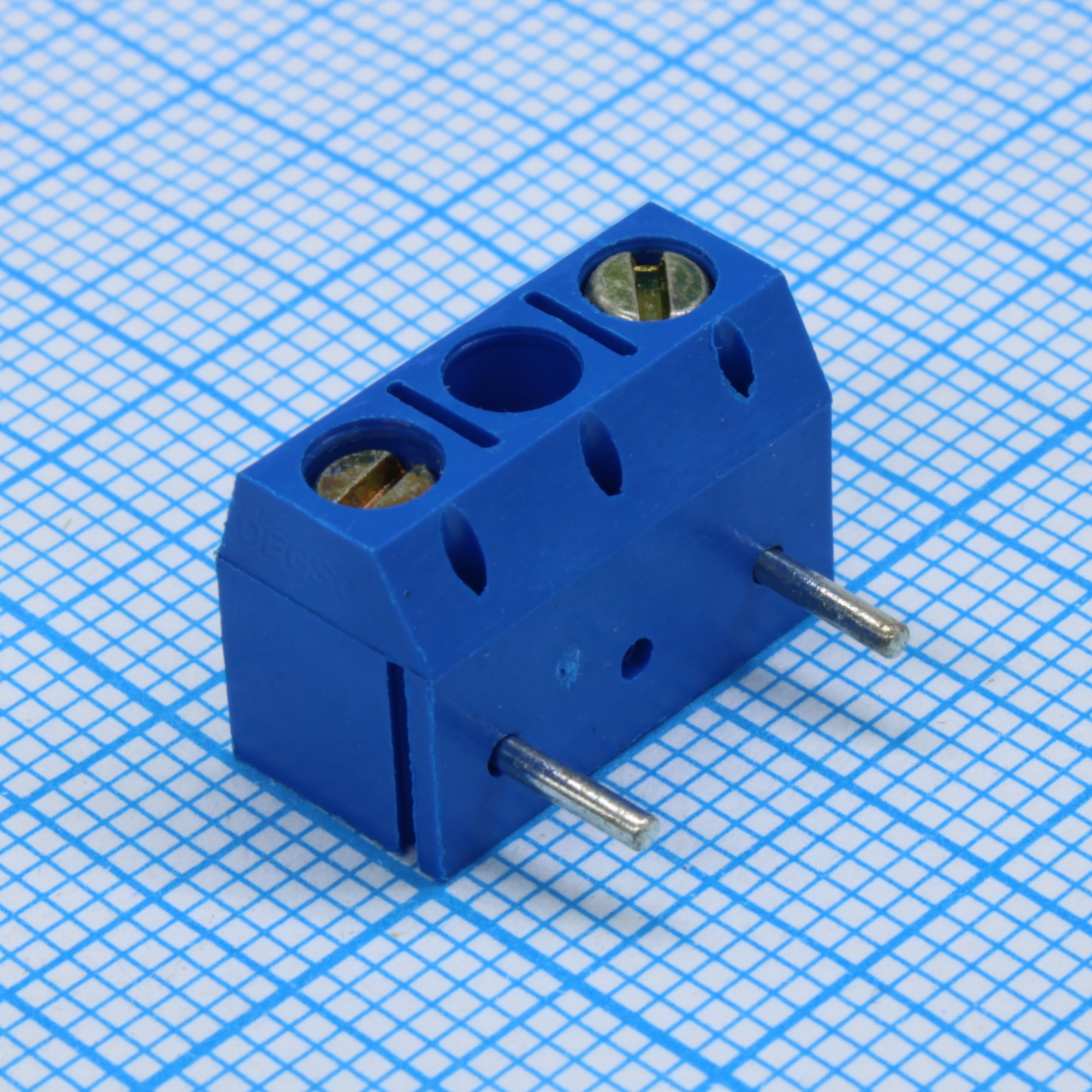 DG301R-5.0-02P-22-00A(H) - Винтовой клеммный блок с защитой провода, 2 контакта. Серия DG301R-5.0