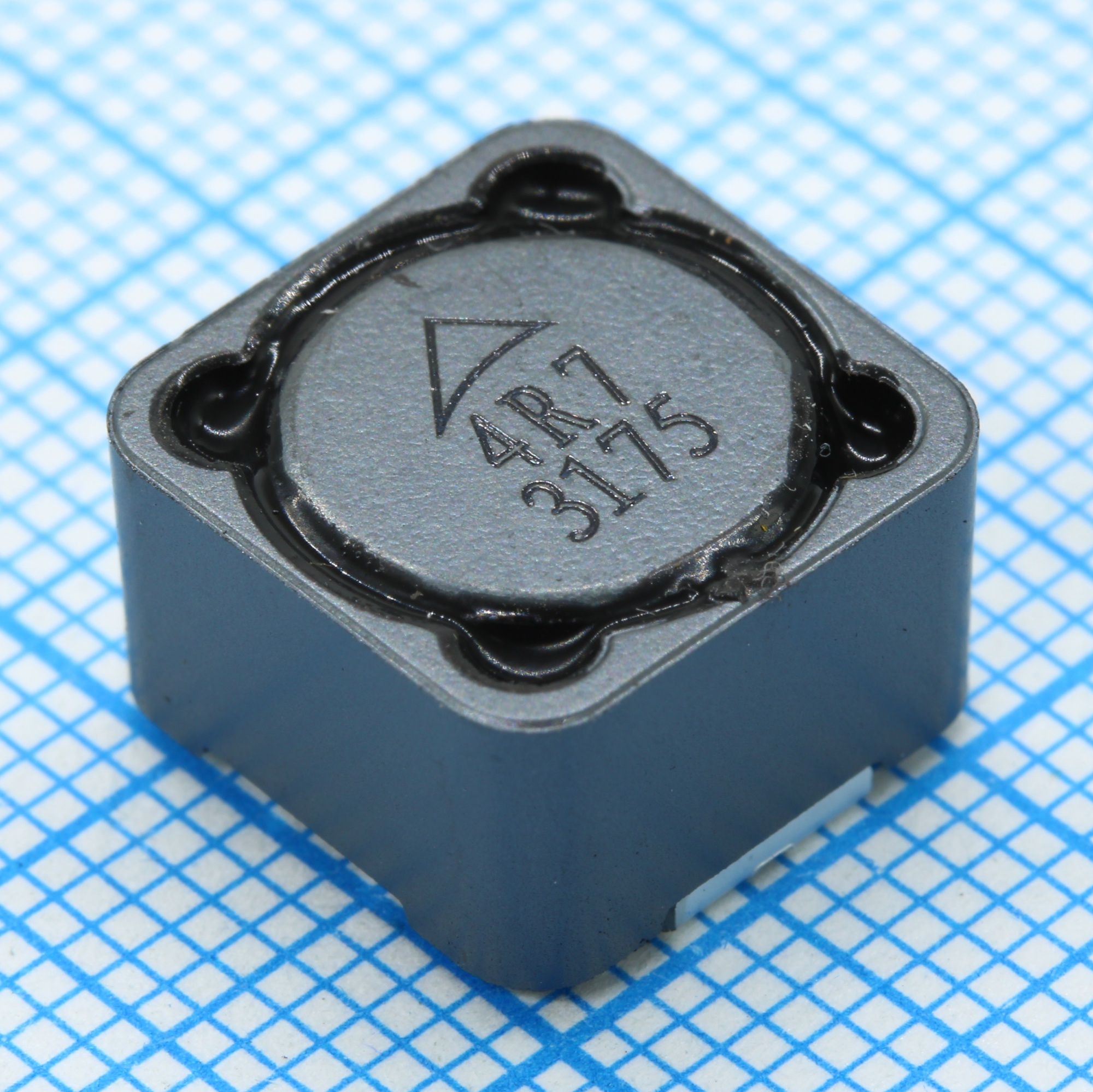 B82477G4472M - ЧИП-индуктивность экранированная 4.7мкГн ±20%, 6.8A, 14мОм