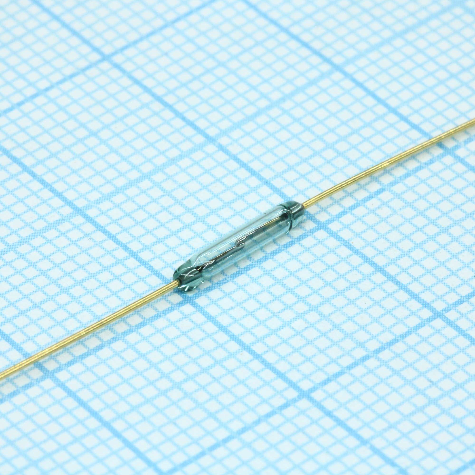 МКА-10110 гр.А - Магнитоуправляемый герметизированный контакт (геркон)