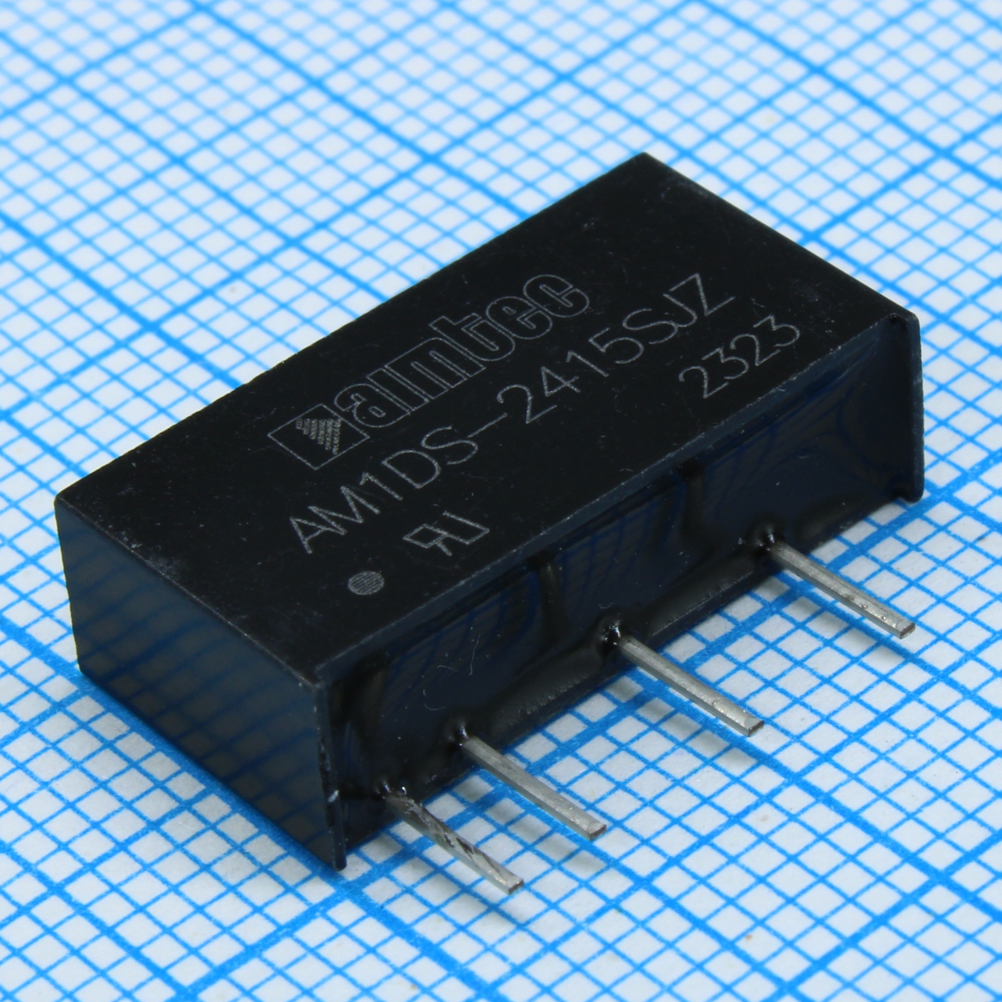 AM1DS-2415SJZ - DC/DC, 1Вт, вход 21.6…26.4В, выход 15В/0.007…0.067А, изоляция 1500В DC, КПД 81%, максимальная емкостная нагрузка не более 560мкФ, SIP7, 19.65x6x10.16мм, -40…105°C, пластик