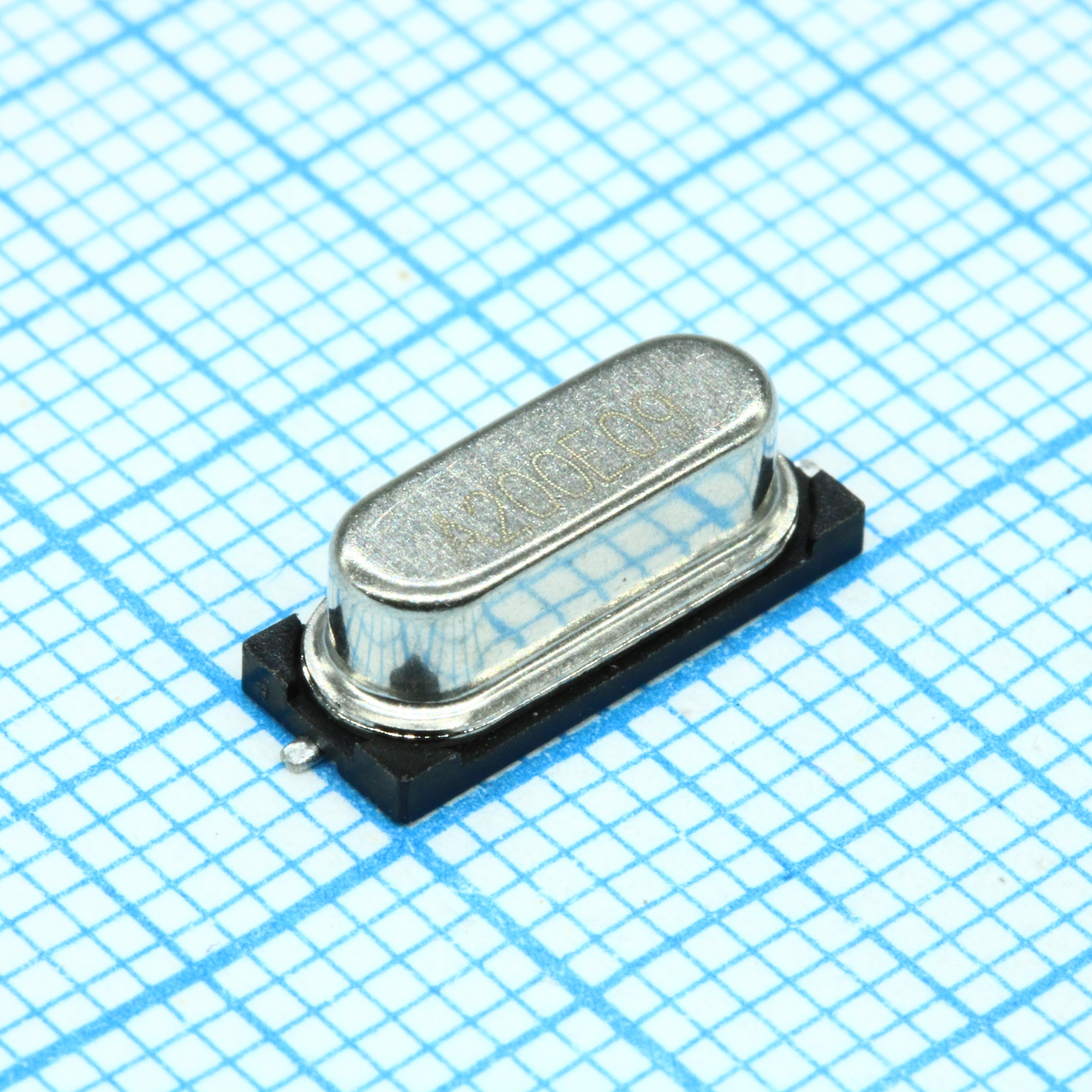 ABLS-20.000MHZ-B2-T - Резонатор кварцевый 20МГц 18пФ, 20ppm/25°C, 50ppm -20°С...+70°С HC49/U для поверхностного монтажа лента на катушке