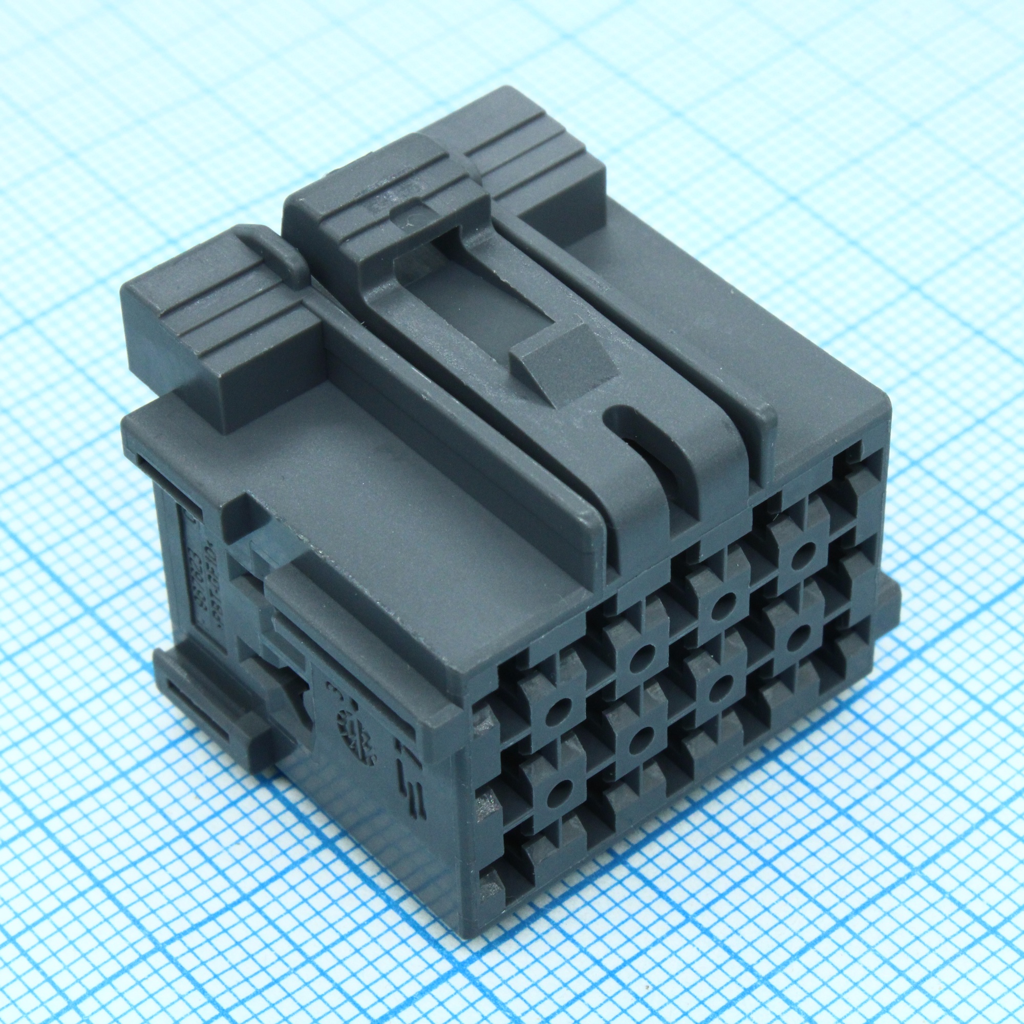 1-967623-6 - Корпус разъема 15 контактов шаг 5мм