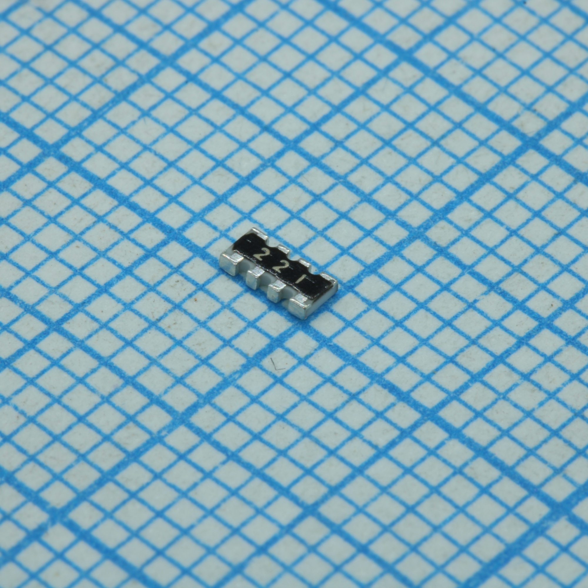 RA034A221JT - Резисторная сборка SMD 1206 4 резистора по 220 Ом