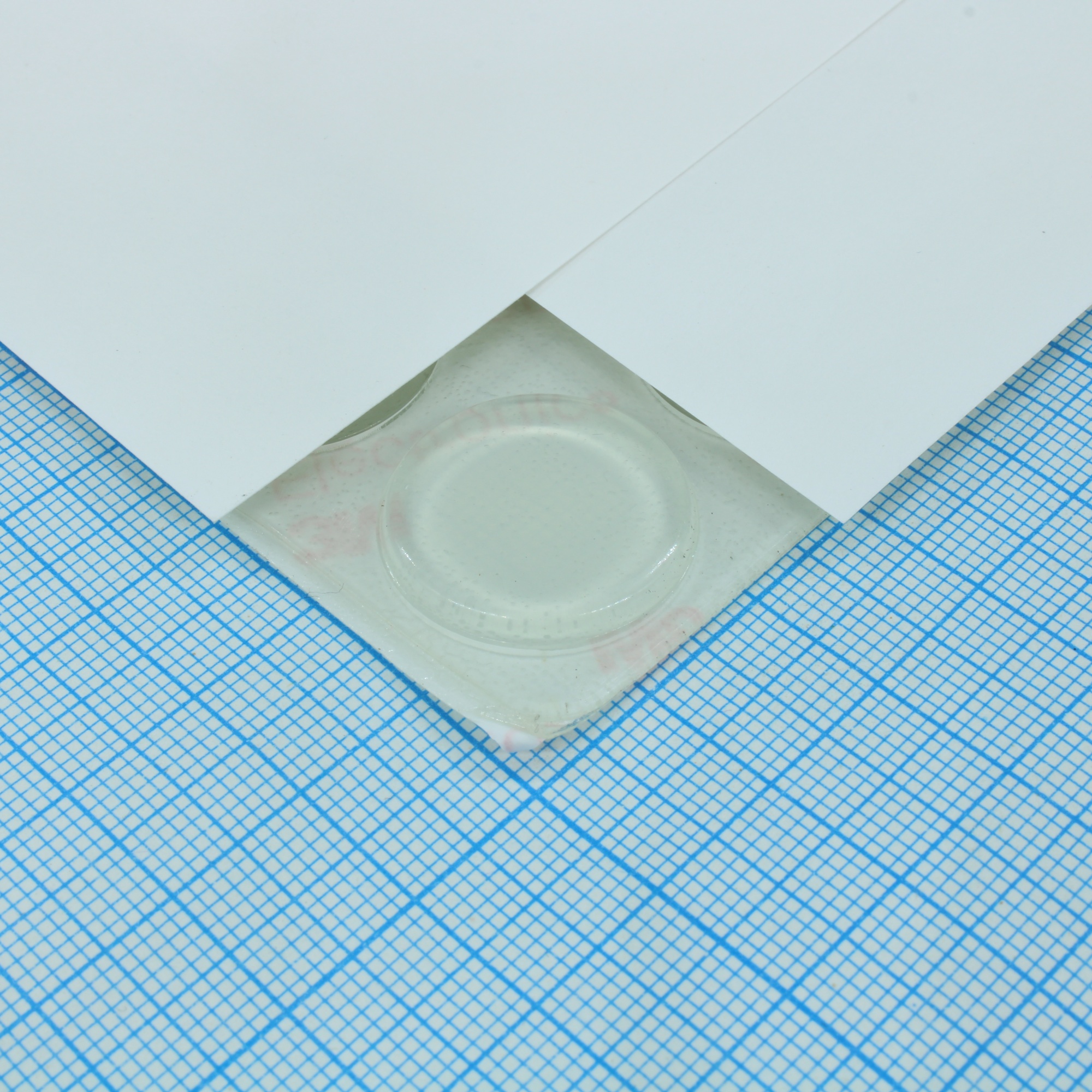 RF-6011 - Цилиндрическая полиуретановая ножка прозрачного цвета на клеевой основе 3M