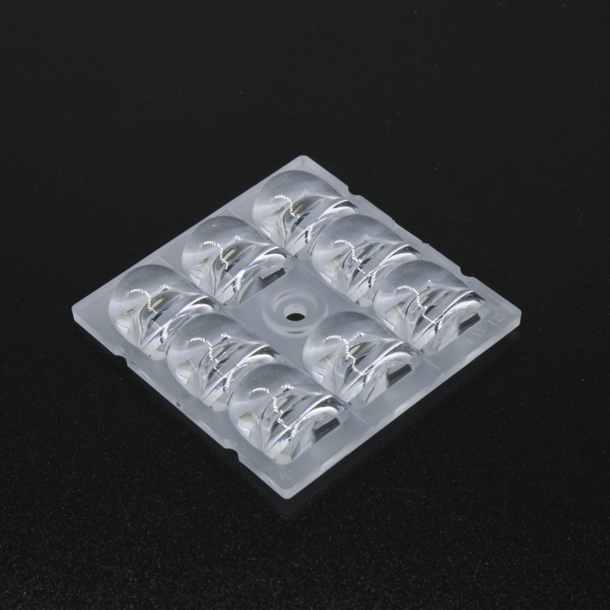 AJSP50D8LED45G - Групповая квадратная линза на 8 светодиодов 5050/3535/3030 , Asymmetric 45°,  50x50mm   H:8.11mm, PC