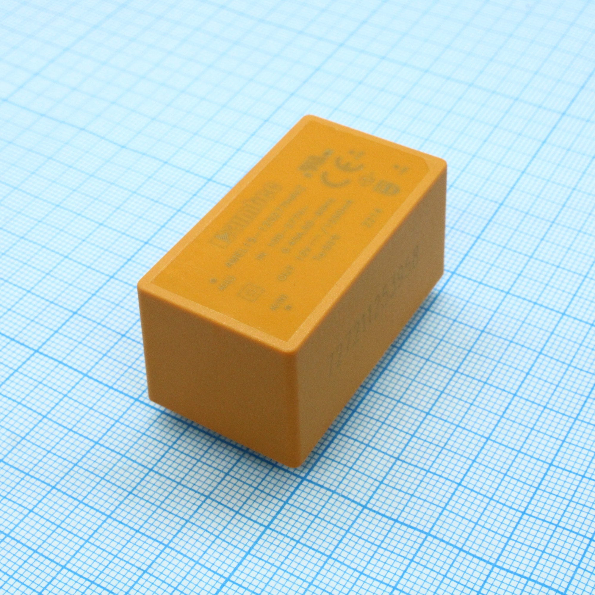 AMEL15-12S277HAVZ - AC/DC преобразователь 15 Вт  вход 85~305В  47-63 Гц  однополярный выход 12В  1.25А   -40~85 ?C, дерейтинг при 55 ?C4000VAC 4000VAC   MTBF 3200000 часов  КПД 85 %  ёмк. нагрузка макс.2000 мкФ  корпус Encapsulated, пластик  установка на 