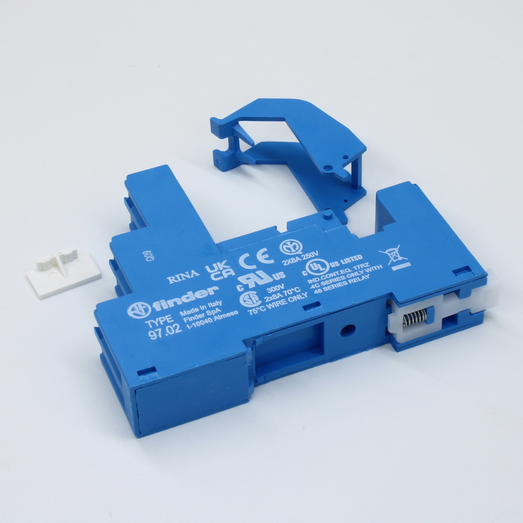 97.02SPA - Розетка для реле 46.52 и модуля 99.02/86.30; с раздельными контактами; с пластиковым фиксатором; винтовые зажимы; синяя; 8А