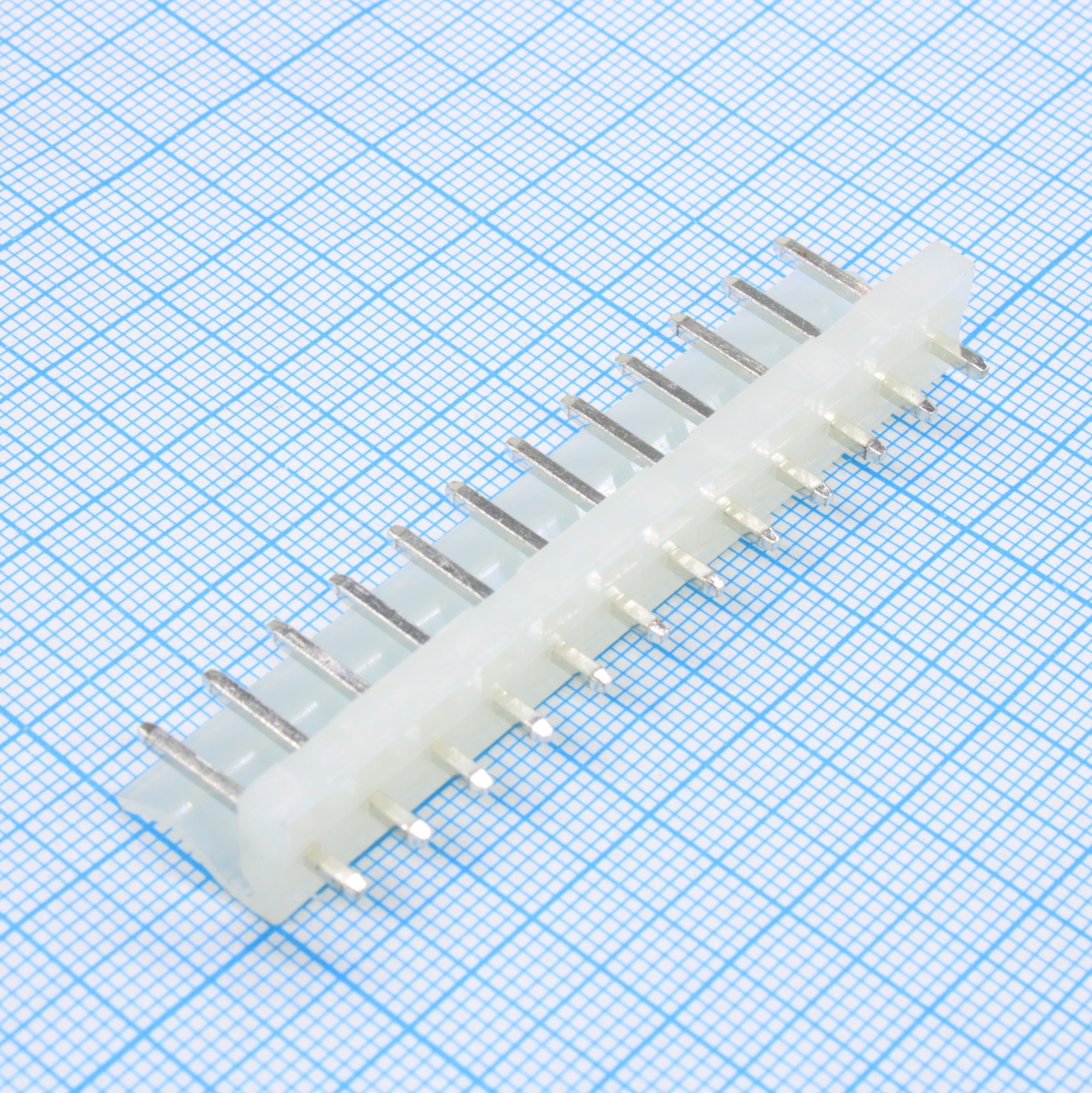 DS1074-12MVT6 - вилка на плату