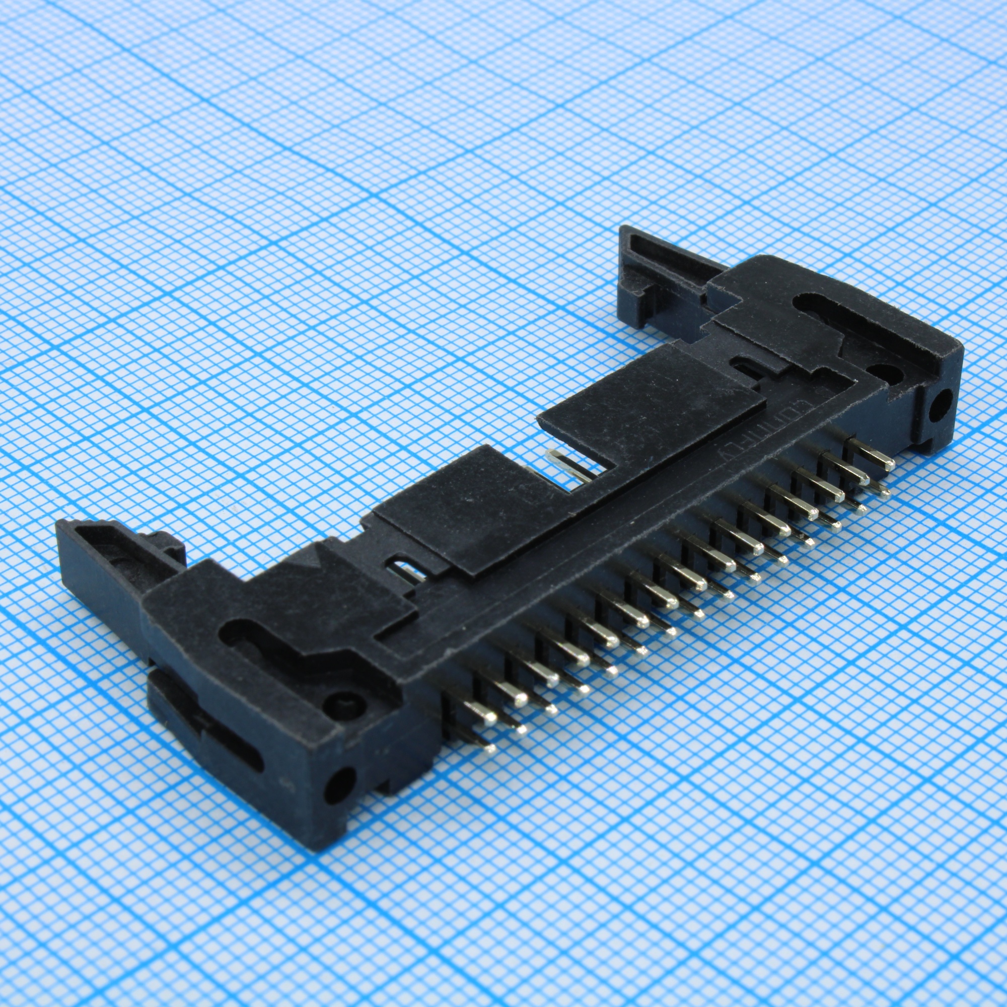 DS1011-30SBSiB7-B - Вилка на плату, вертикальный монтаж 30pin(2х15), шаг 2.54мм