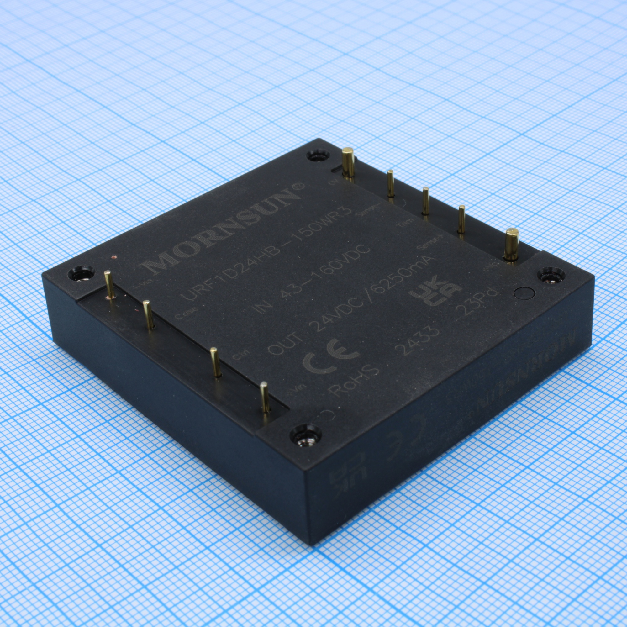 URF1D24HB-150WR3 - Преобразователь DC/DC 150 Вт, вход 43...160 В, выход ±24 В,//+4.375/-6.25 А (THT)