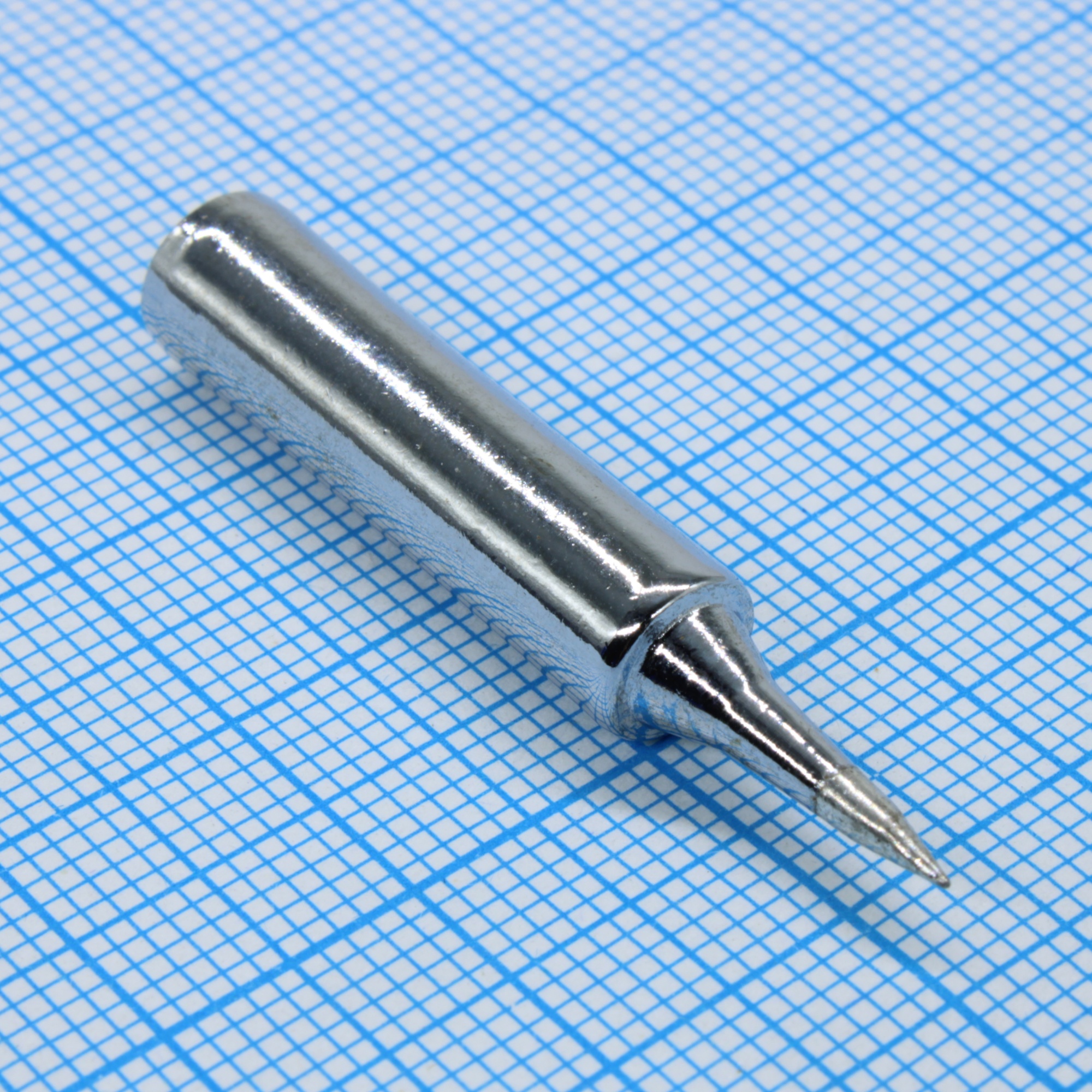 902-I - Жало паяльное, заостренный конус 0.4мм, для паяльника YIHUA 917 (для паяльных станций YIHUA 853AAA-I/ 948-II/ 948D-II/ 938BD-I/ 995D I/ 939D IV 110W/ 939D IV 90W/ 948DQ-III)