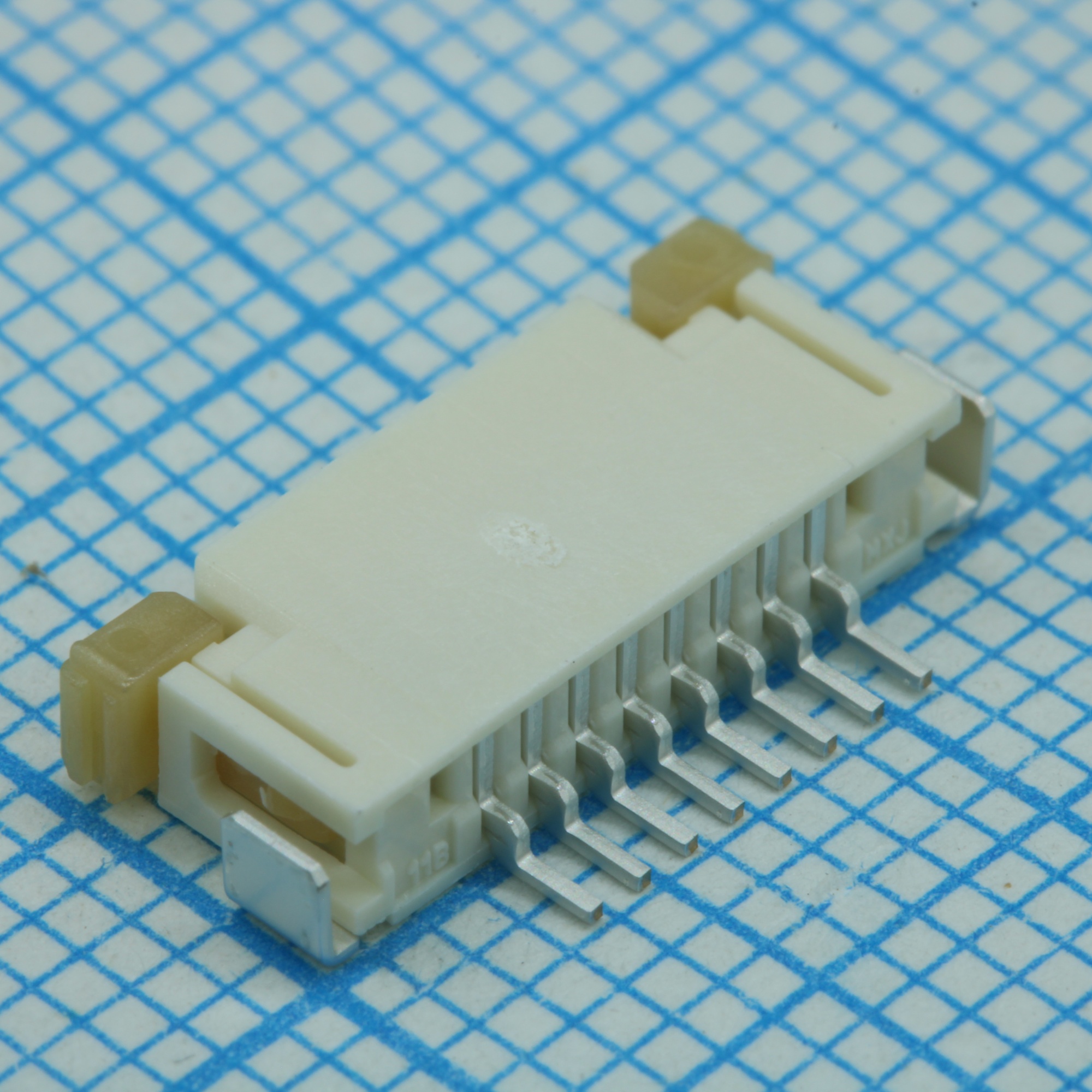 522070860 - Соединитель FPC 8 контактов шаг 0.5mm угловой для поверхностного монтажа лента на катушке