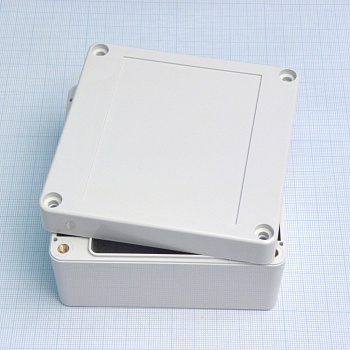 G2100 - Герметичный корпус из поликарбоната, IP65, светло-серый
