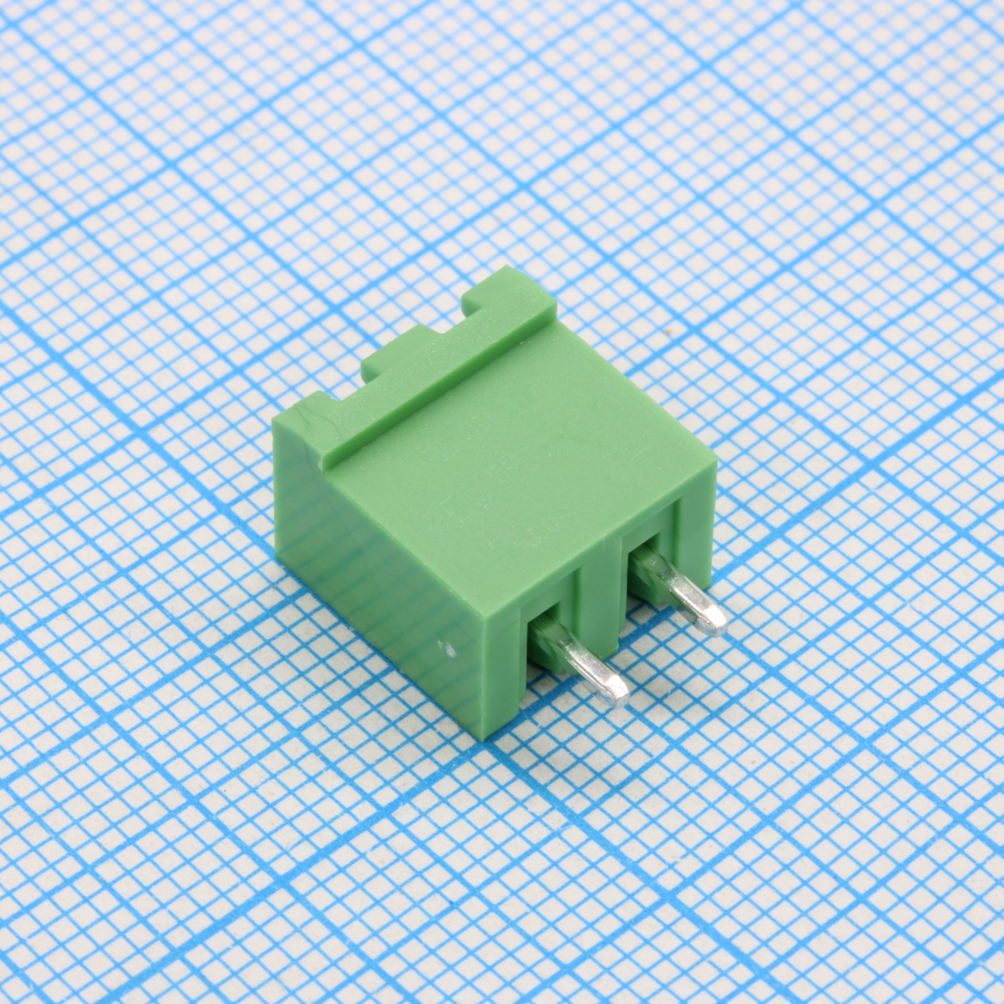 2EGTVC-5.0-02P-14-100 - Разъемный клеммный блок на плату, 2 контакта. Серия 2EGTVC-5.0