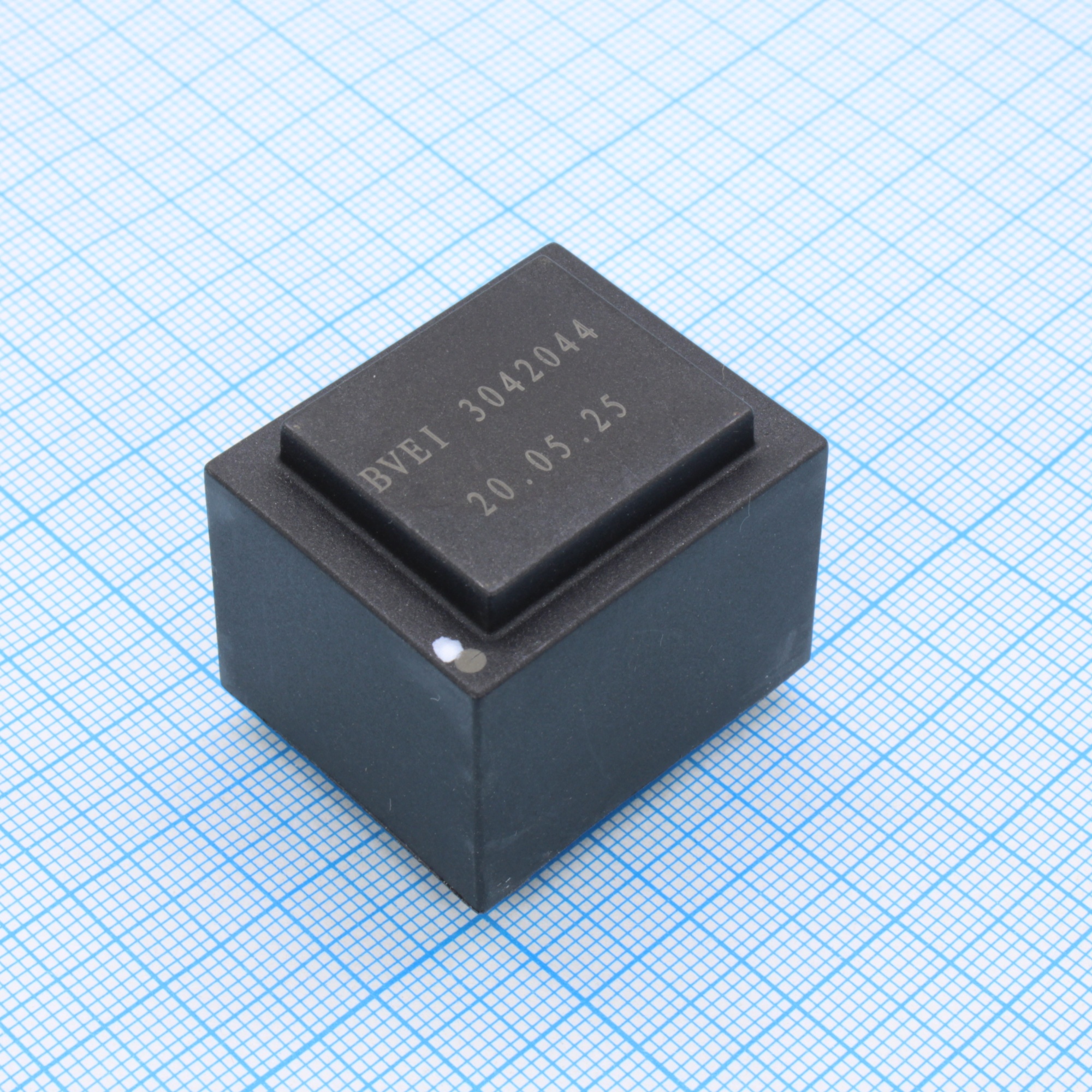 KSP-BVEI3042044 - Трансформатор питания 2.6ВА  230В 18В/145мА до+40°C (EI 30/15.5)27.3мм