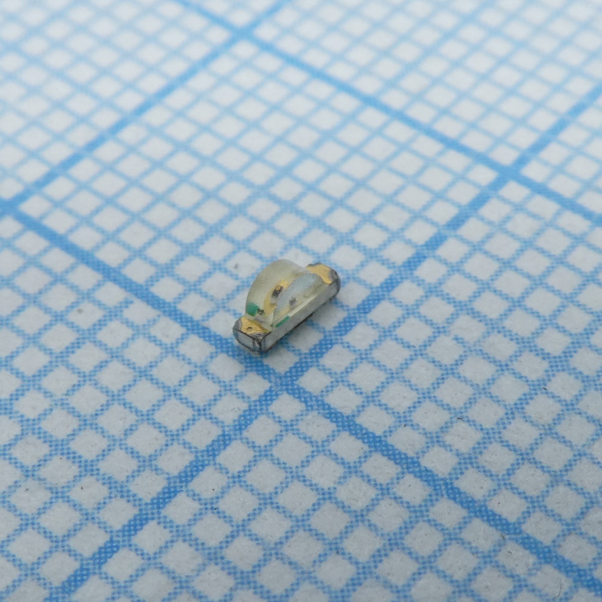 KPA-3210CGCK - Светодиод smd 3,2х1мм/зеленый/570нм/18-60мкд/прозрачный/120°/угловой