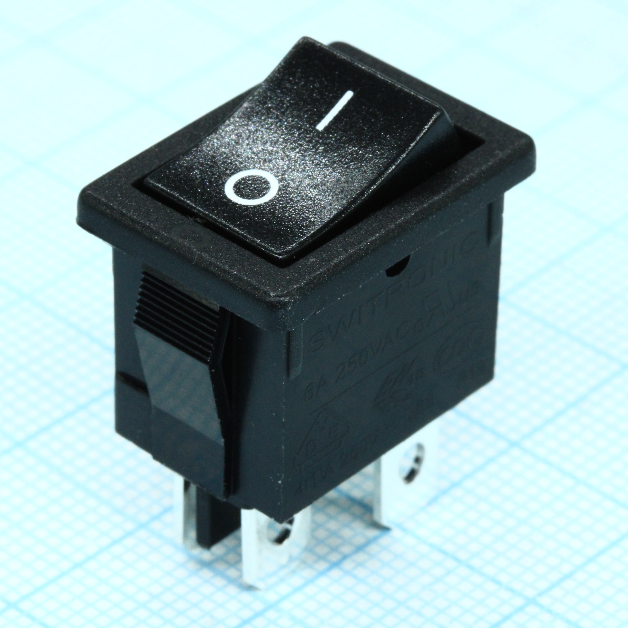 R19-20BBBT-G - Выключатель клавишный 6А 250В ON-OFF 4 Pin -черный-