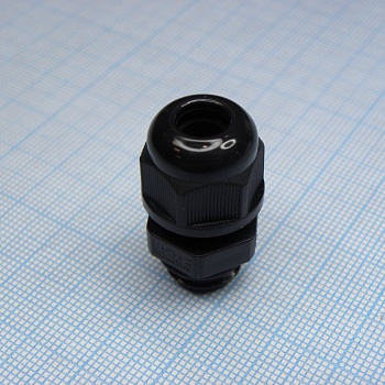 DDL-M12P (black) - Кабель ввод, крепление на панель, гайка для крепления на панель приобретается отдельно