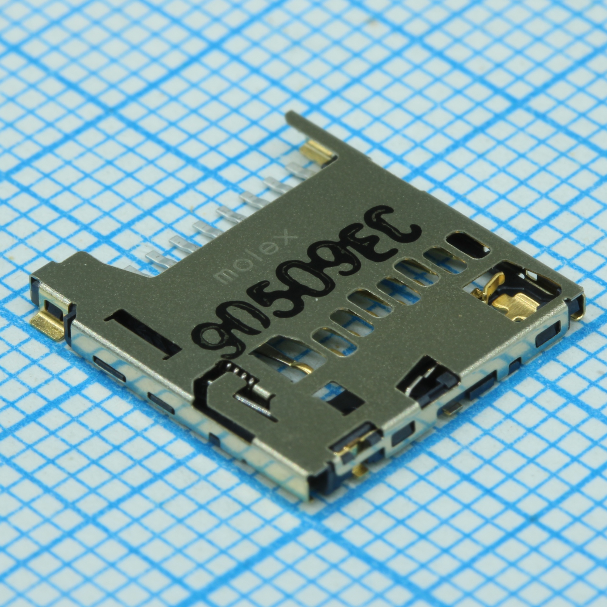 5033-98-1892 - Разъем для Micro SD карты 8 контактов шаг 1.1мм угловой SMD 0.5A/контакт лента на катушке