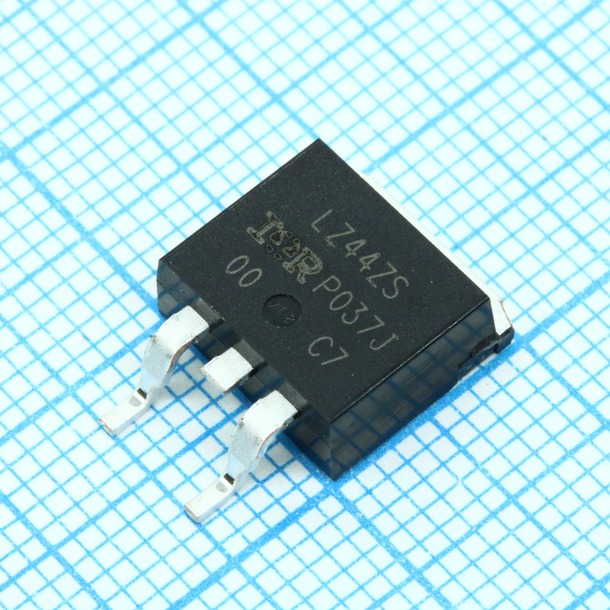 IRLZ44ZSTRLPBF - Транзистор полевой MOSFET N-канальный 55В 51А 3-Pin(2+Tab) D2PAK лента на катушке