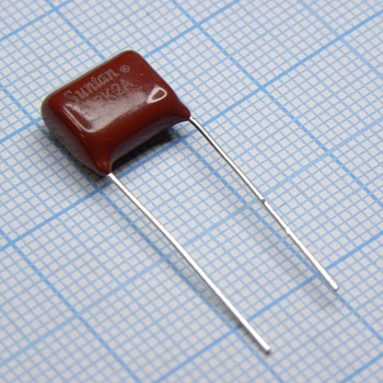 TS02002A473KSB0D0R - Конденсатор металлоплёночный полиэтилентерефталатный 0.047мкФ 100В ±10% (13х7х10.5мм) шаг выводов 10мм 85°С россыпь