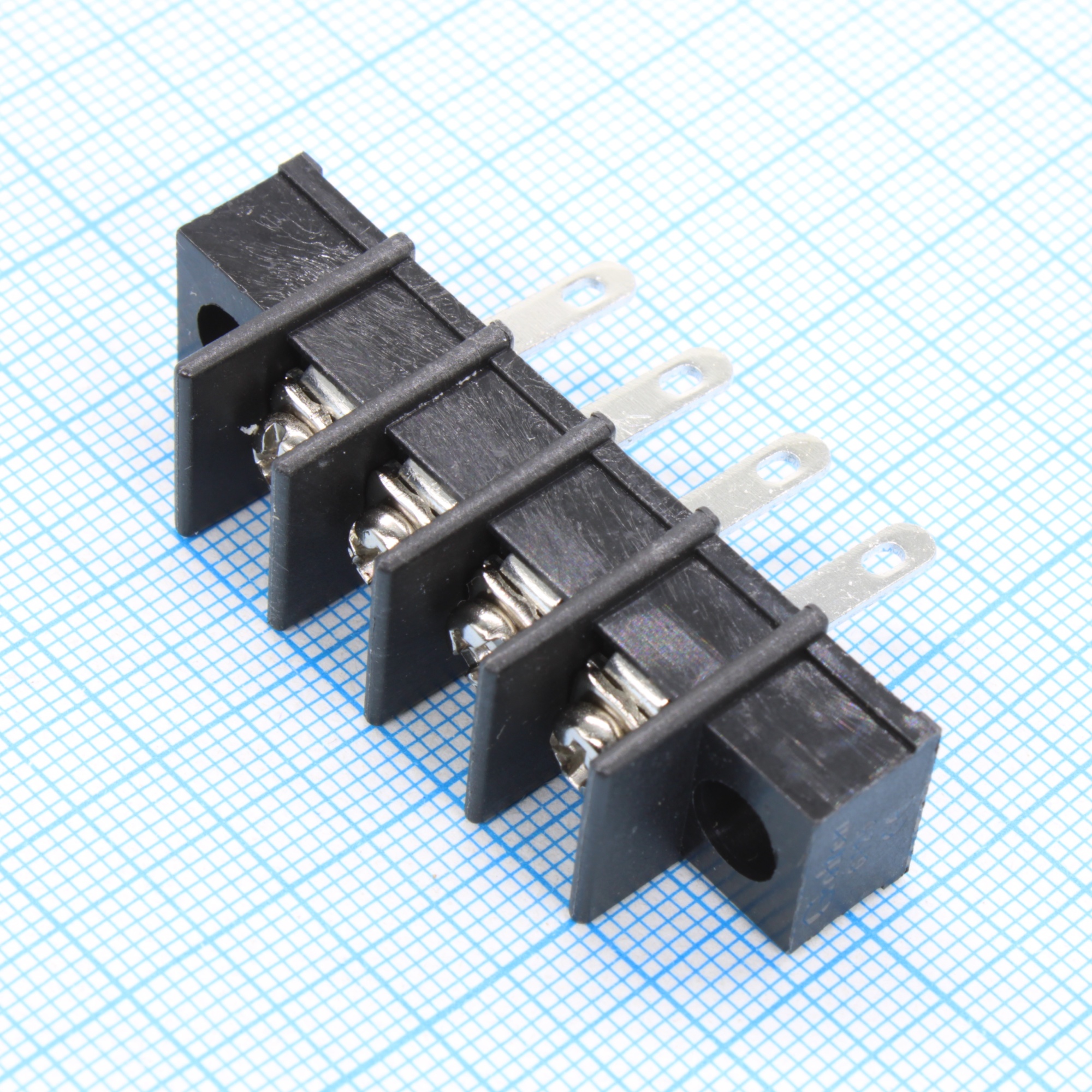 GT25H-A-04P-13-00 - Барьерный клеммный блок 4 контакта. Серия GT25H-A