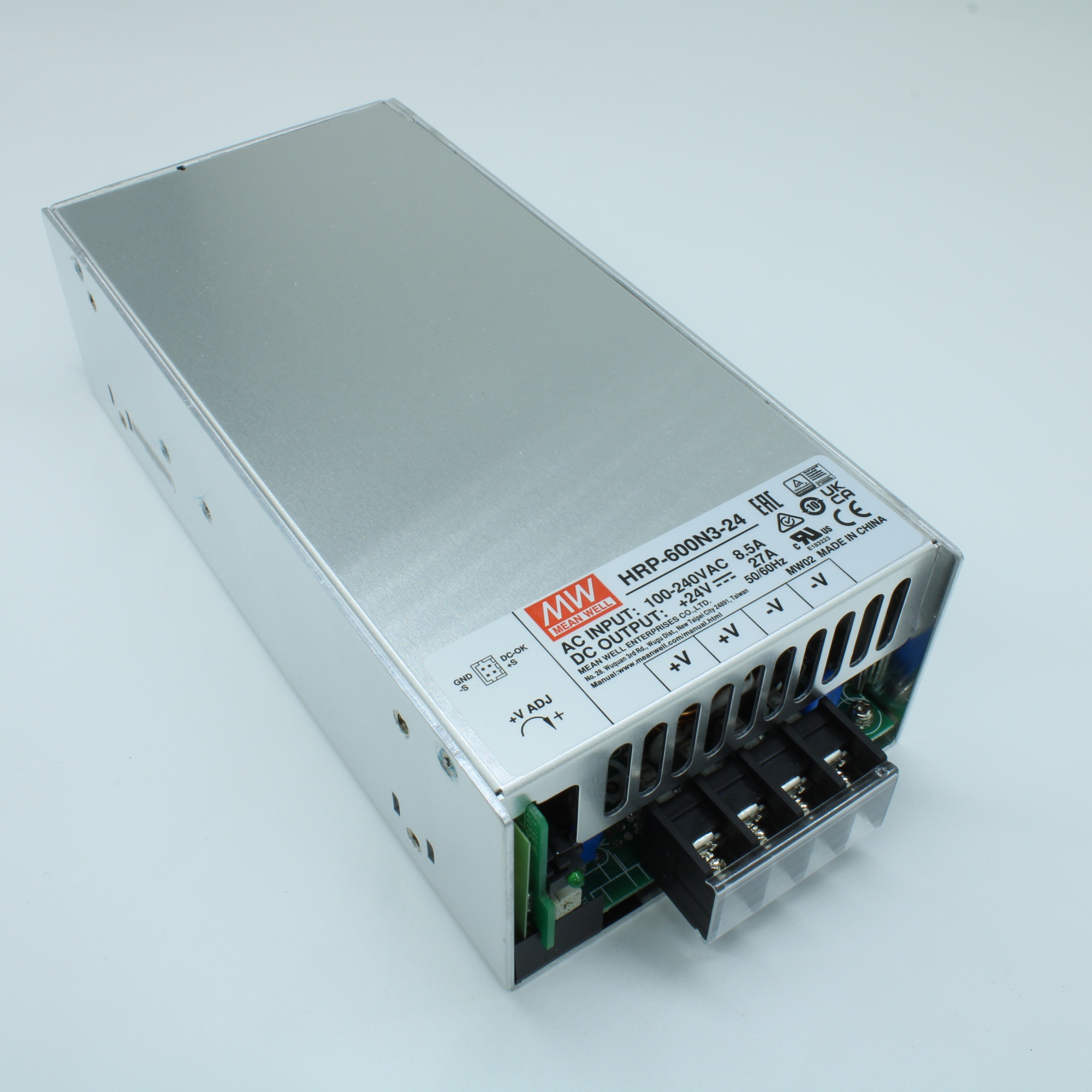 HRP-600N3-24 - AC-DC, 648Вт, выход 24В/0...27A, рег. вых 21.6…28.8 В , вход 85…264В AC, 47…63Гц / 120…370 В DC,  изоляция 3000В AC, в кожухе 218x105x61.5мм, -40…+70°С, вентилятор, кратковременная пиковая мощность 350%