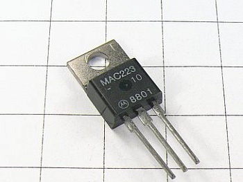 Тиристор MAC223-10