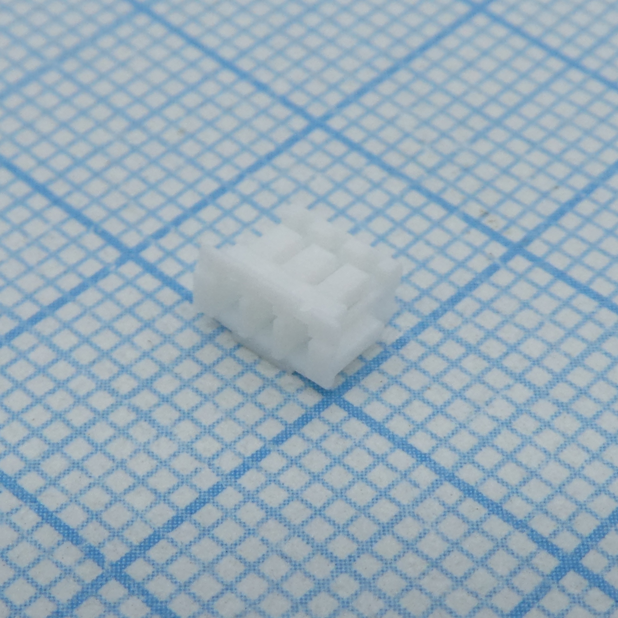 ZHR-3 - Корпус разъема, Серия ZH, Гнездо, 3 вывод(-ов), 1.5 мм, Обжимными контактами SZH-002T-P0.5