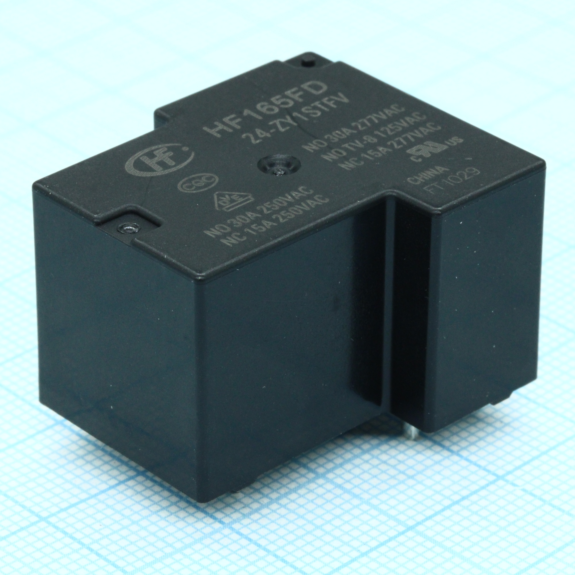 HF165FD/24-ZY1STFV - Реле силовое, 10А одна контактная группа на переключение катушка 24В