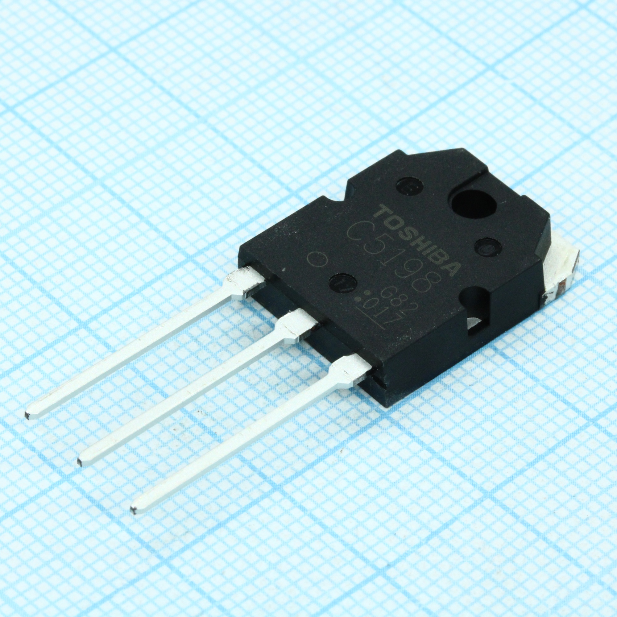 2SC5198-O (S1,E,S) - Биполярный транзистор, NPN, 140 В, 10 А, 100 Вт, (Комплементарная пара 2SА1941)