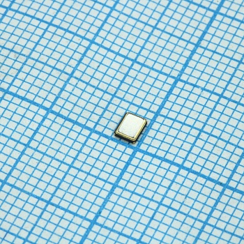 WTL3M85286FO - Резонатор кварцевый: 12МГц, 30ppm, Cшунт = 5пФ, Cнагр = 12пФ