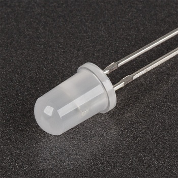 Светодиод ARL-5013RGBW-B-7color Fast 002415 - Поставка под заказ от 5000 шт. Выводной круглый светодиод, d=5 мм, матовая белая линза. Цвет свечения RGB: красный (625 нм), зеленый (525 нм), синий (470 нм), (7 комбинаций цветов), мигающий (быстрый). Угол из