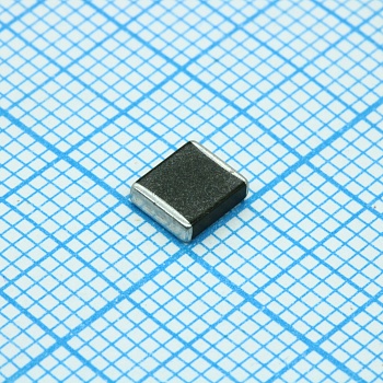 B72540E0400K062 - Варистор многослойный 40В переменного тока/56В постоянного тока 1000A 68В предел 2220 ЧИП автомобильного применения лента на катушке