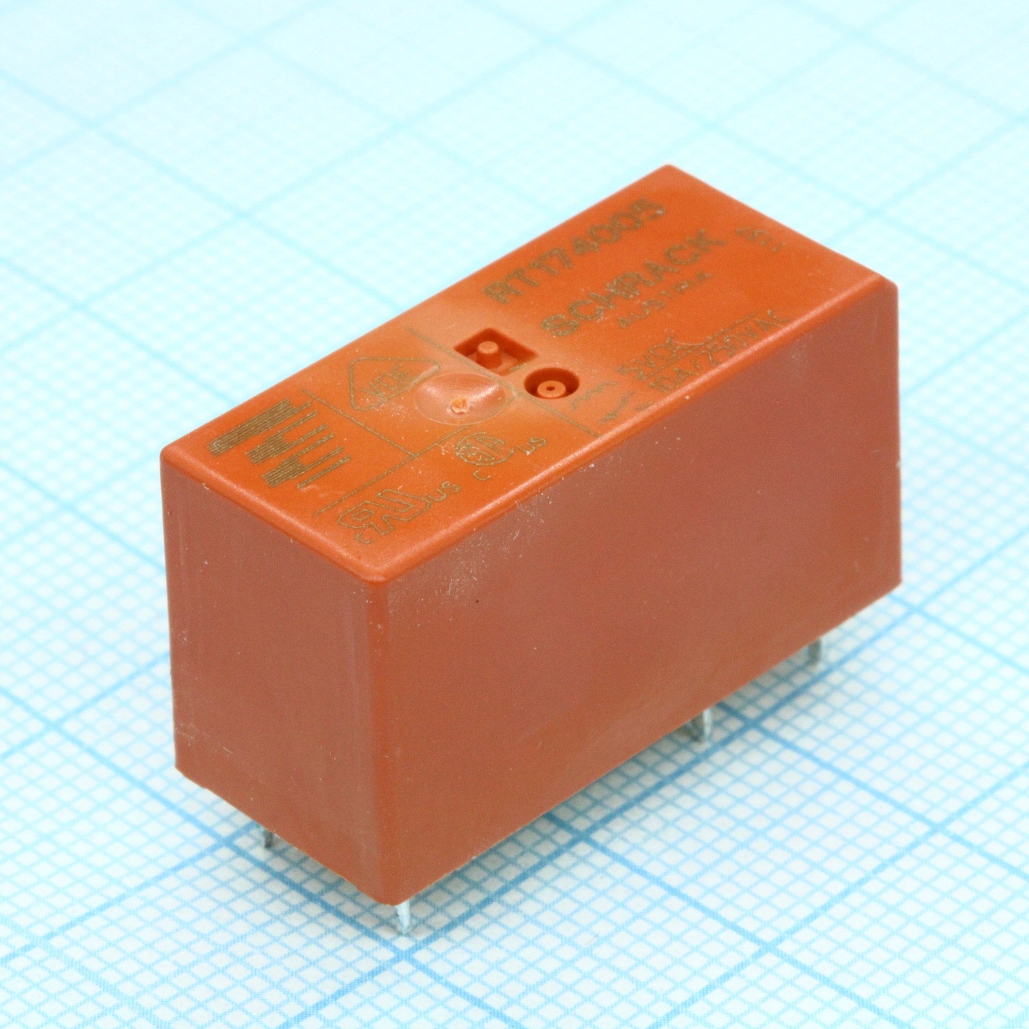 3-1393239-6 - Силовое реле 10А одна группа на переключение катушка 5В (29х12.7х15.7)мм монтаж в отверстие