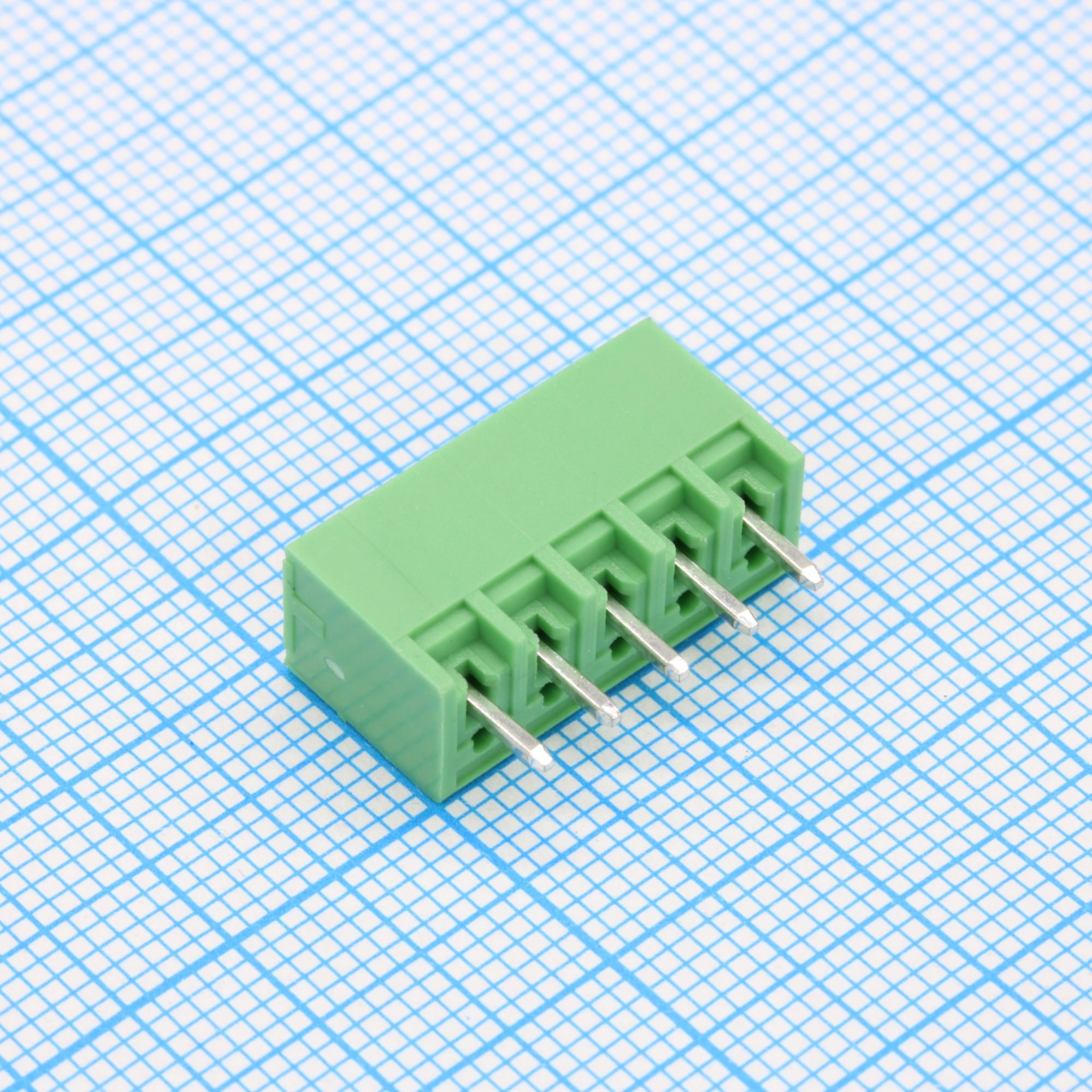 15EGTVC-3.5-05P-14-00 - Разъемный клеммный блок на плату, 5 контактов. Серия 15EGTVC-3.5