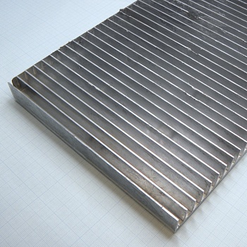 Радиатор Р-600 - Ребристые радиаторы 300*203*26 3900 см.кв.