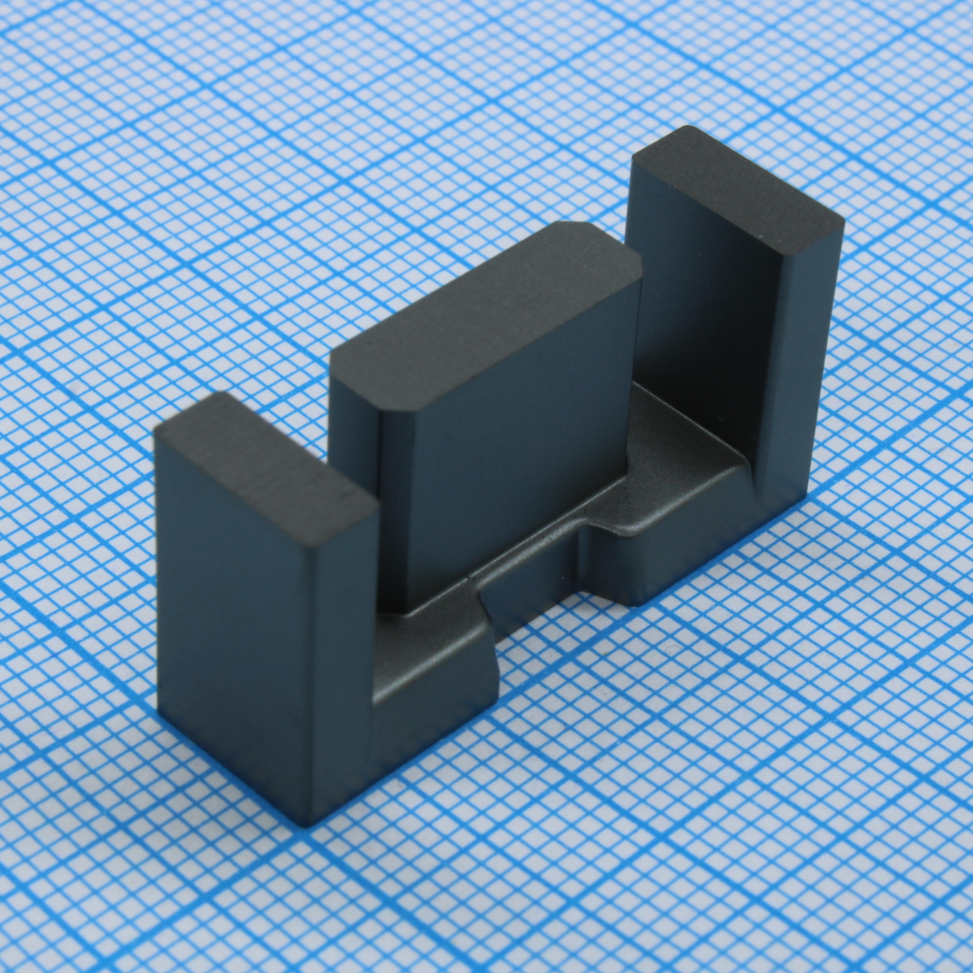 B66423U0250K187 - Сердечник ферритовый Е-тип N87 250нГн ±10%