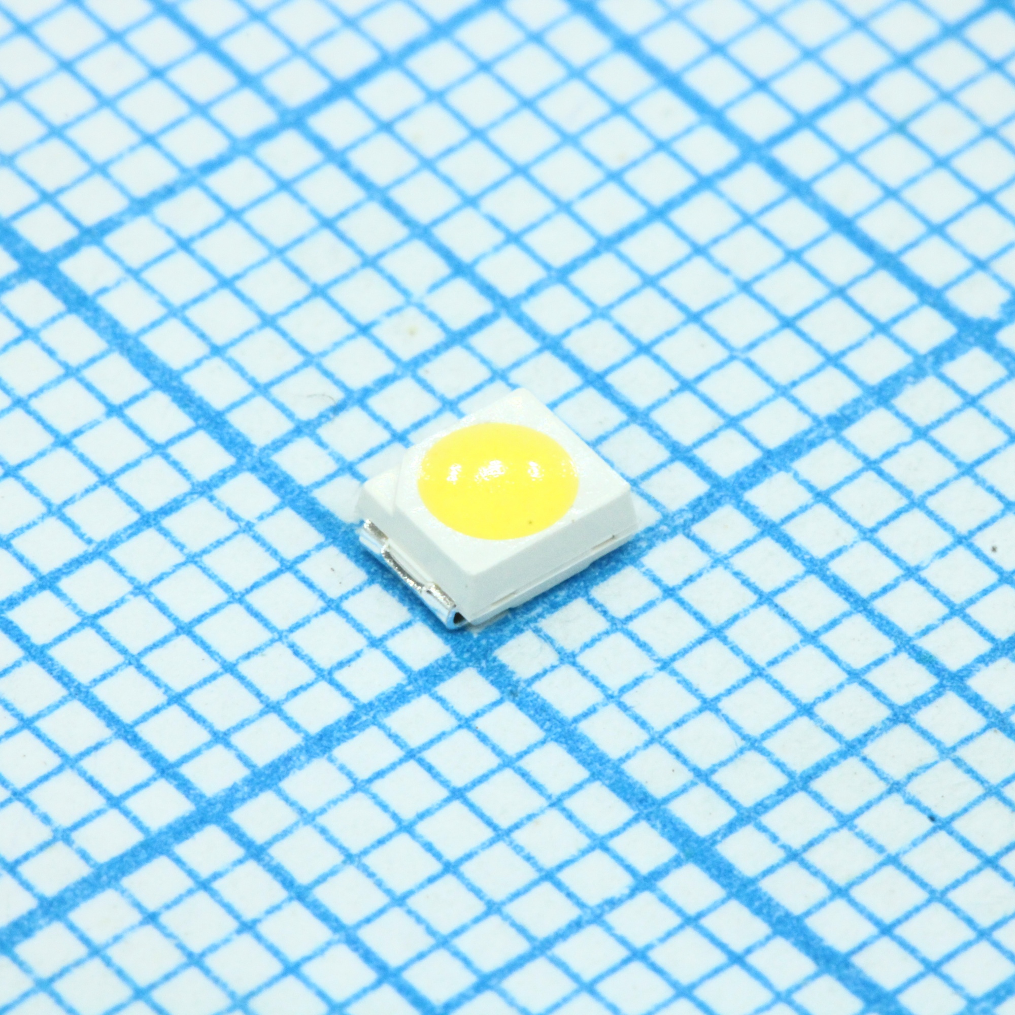 HL-A-3528H343W-S1-13HL-HR3 (5000K) - Светодиод smd 3,5х2,8мм/белый/ 5000K/8,5Лм/2.6-3.2v, If=20mA 120°