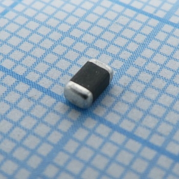 V68MLA1206H - Варистор типоразмера 1206, 50VAC/68VDC 180А 90В 0.1Вт, SMD