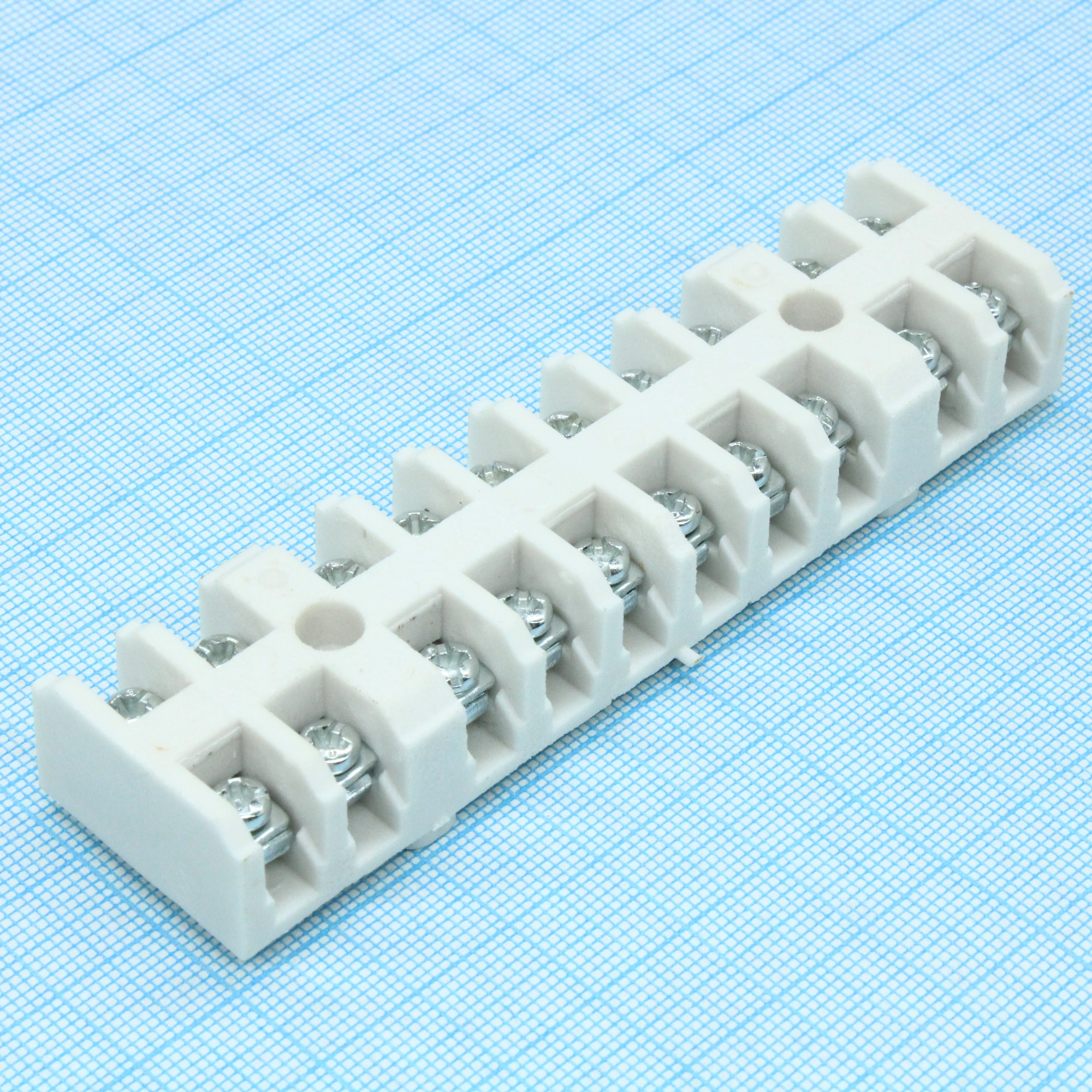 Блок зажимов БЗ26-1.5П10-В/В-УЗ-10 - Для присоединения и ответвления проводников из меди.количество зажимов в блоке 10