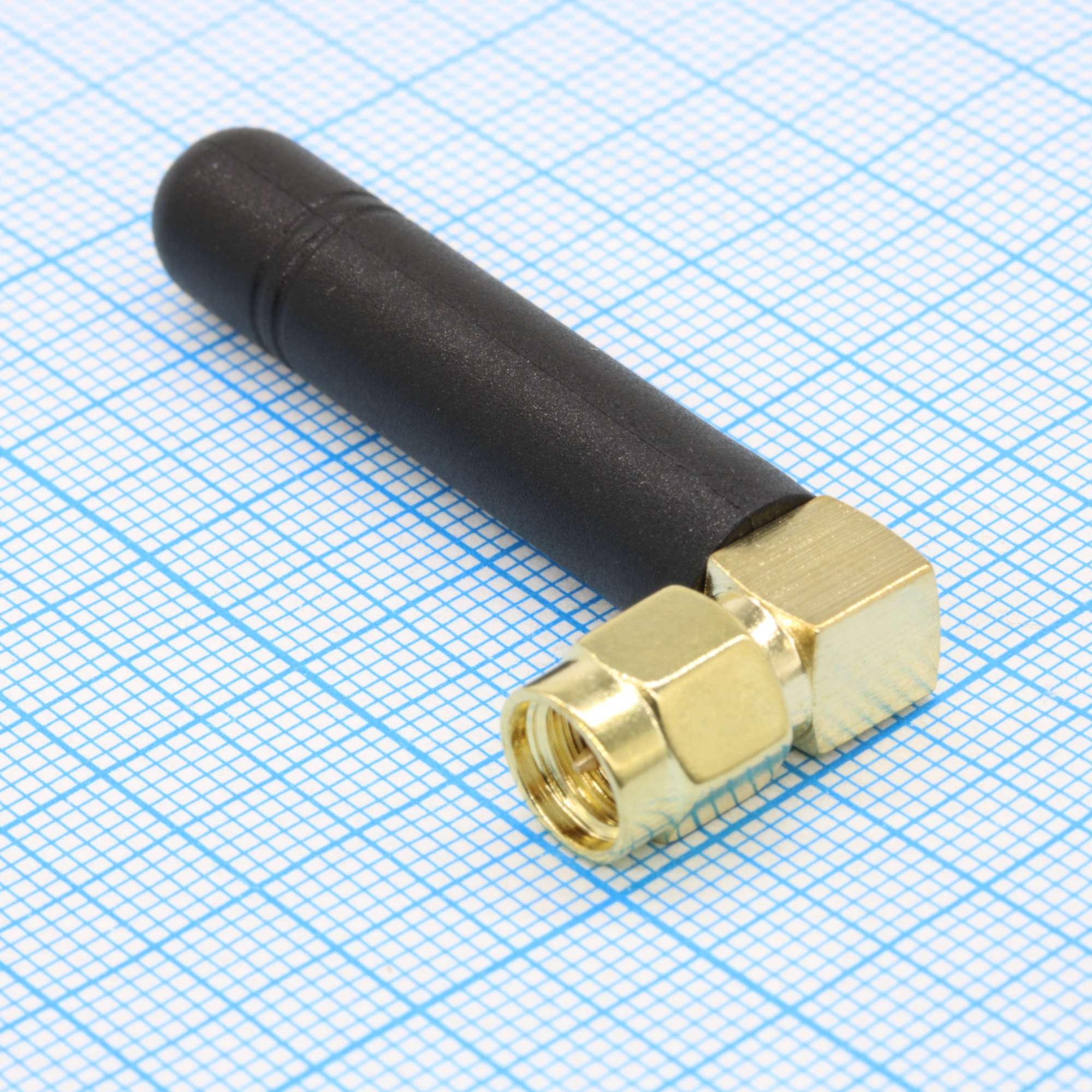 BY-GSM-01 [GSM, RUBBER, SMA-MALE, R/A) - Компактная штыревая GSM антенна 2,15 dBi всенаправленного действия с угловым разъемом SMA-male