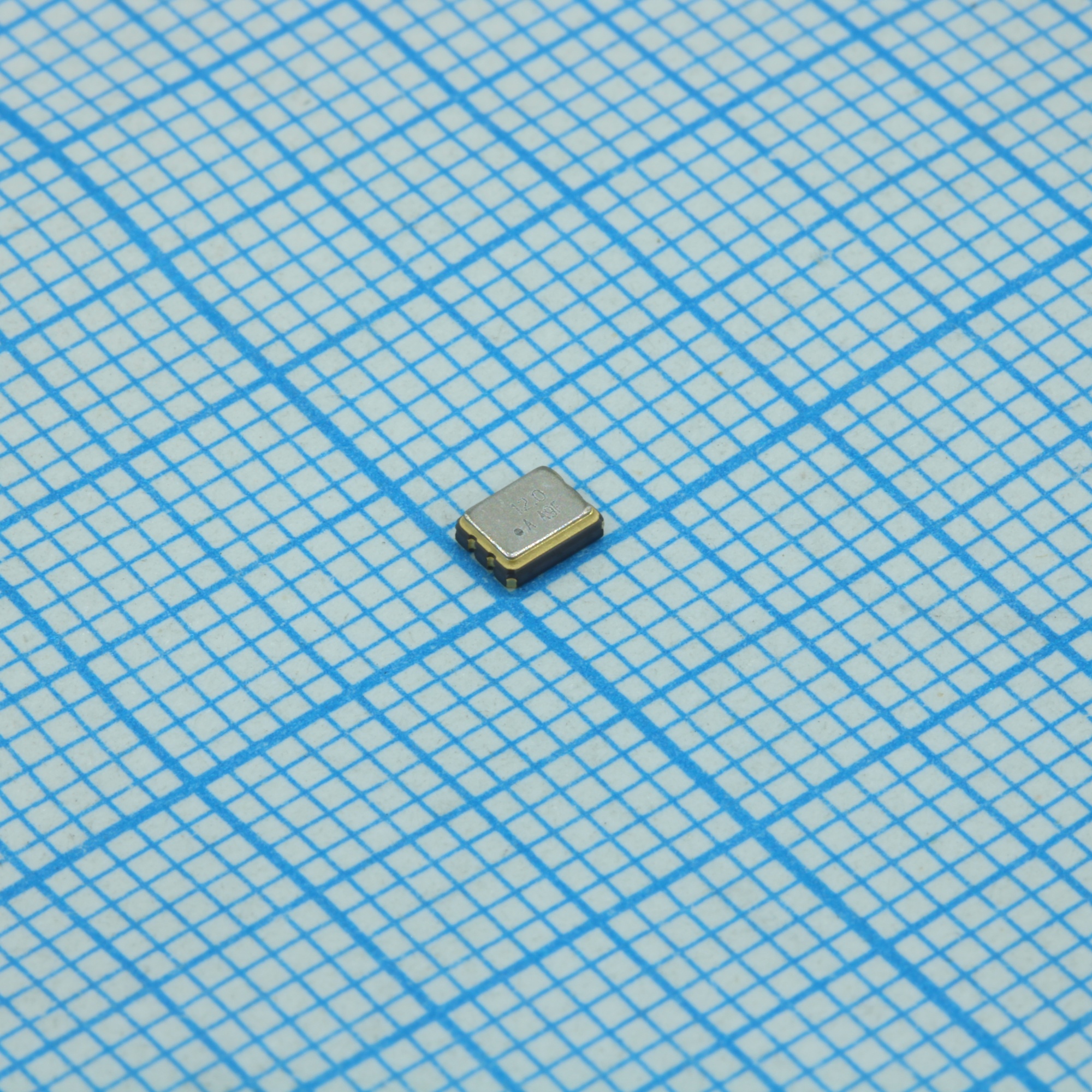ASE-12.000MHZ-LC-T - Генератор КМОП кварцевый 12МГц питание 3.3В SMD