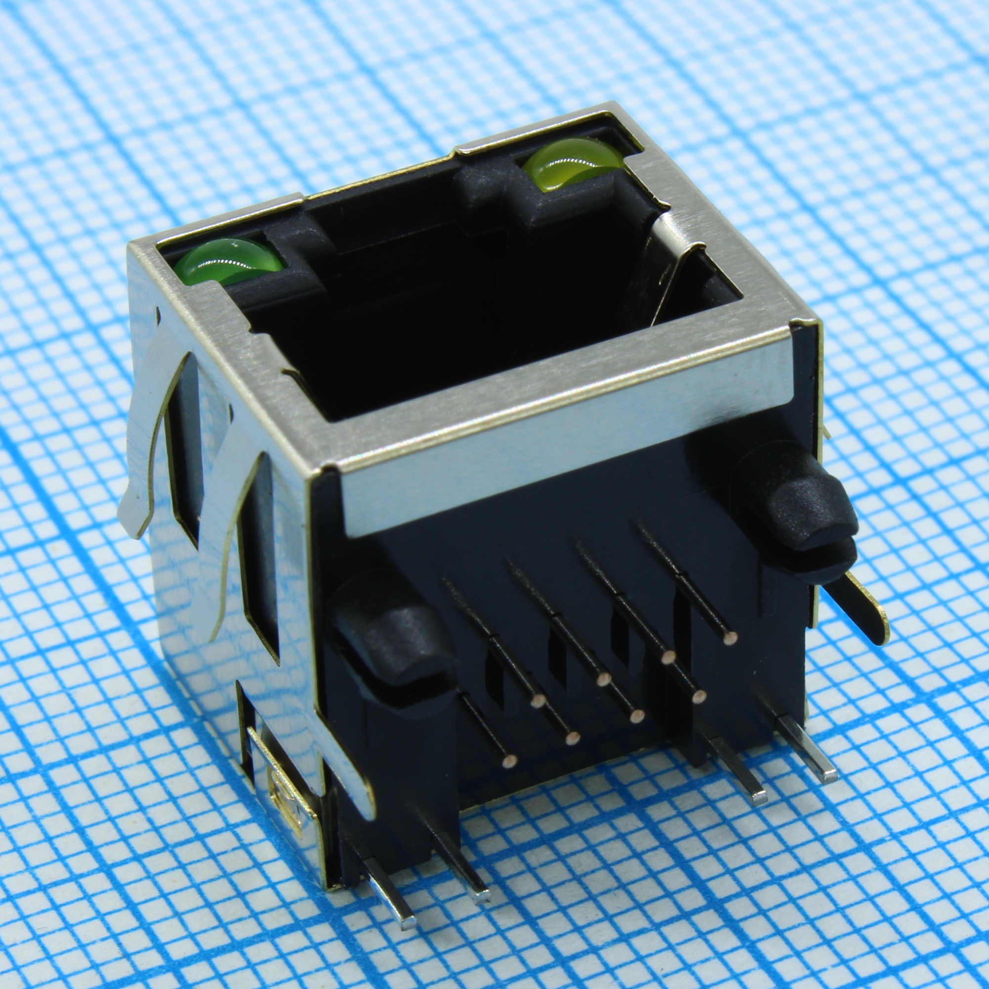 L-KLS12-108-8P8C-1x1-2-G/Y-0-01 - Розетка 8P8C (RJ45) со светодиодами угловая монтаж в отверстие