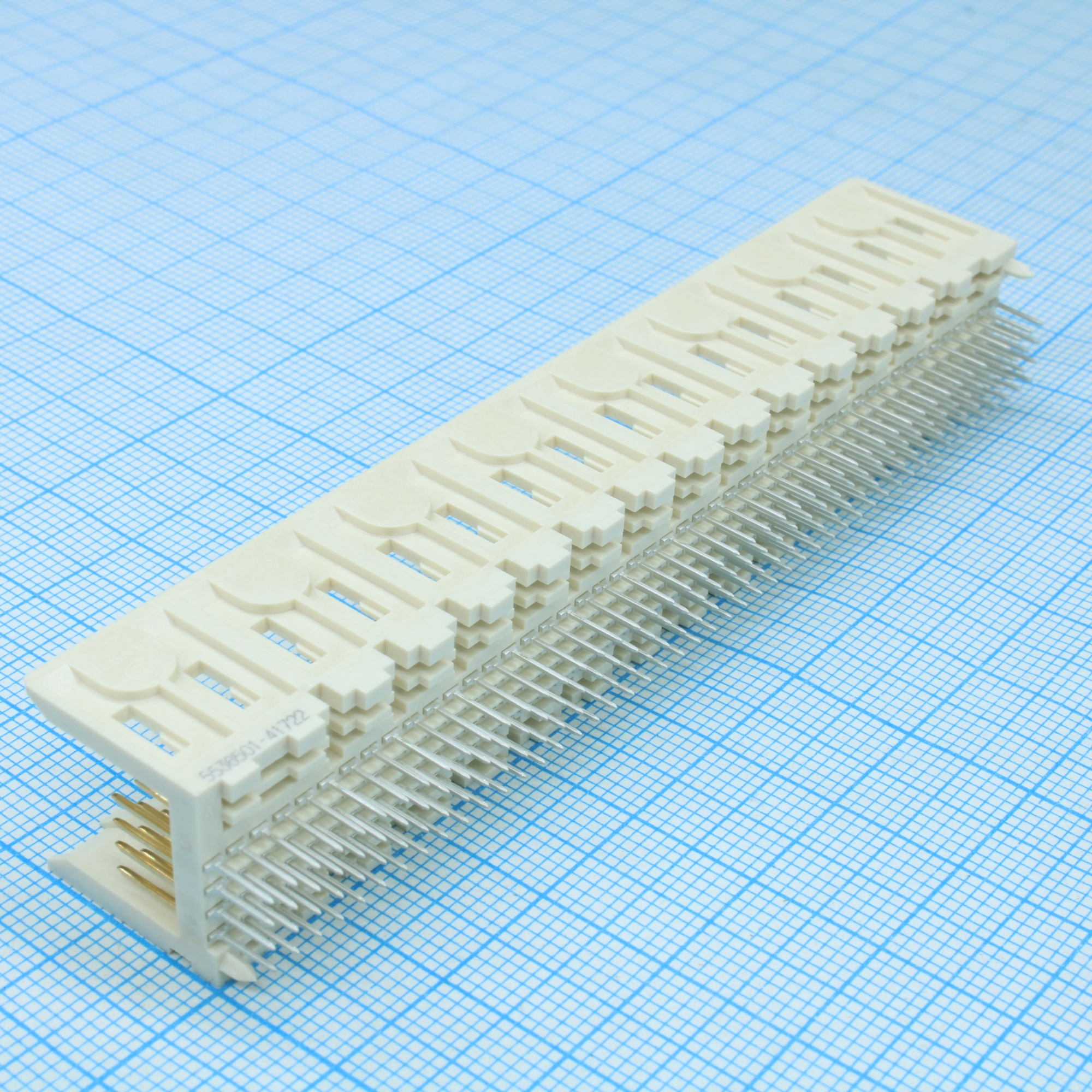 5536501-4 - Соединитель HDR 192 контакта шаг 2мм монтаж в отверстие туба