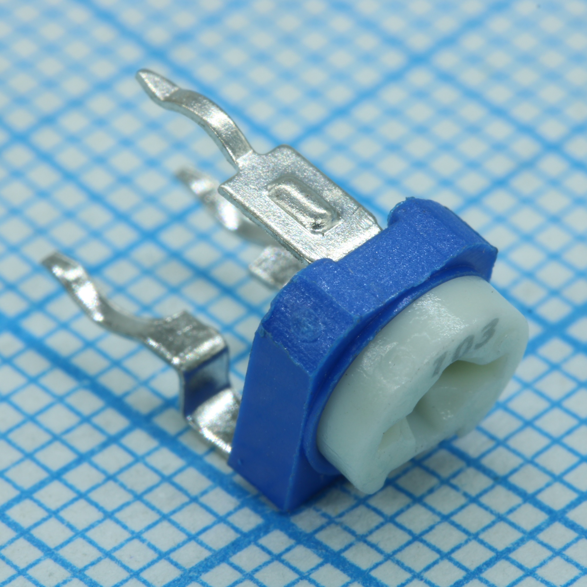 TSR-065-103R - Потенциометр однооборотный керметный 10кОм 0.1Вт ±30%