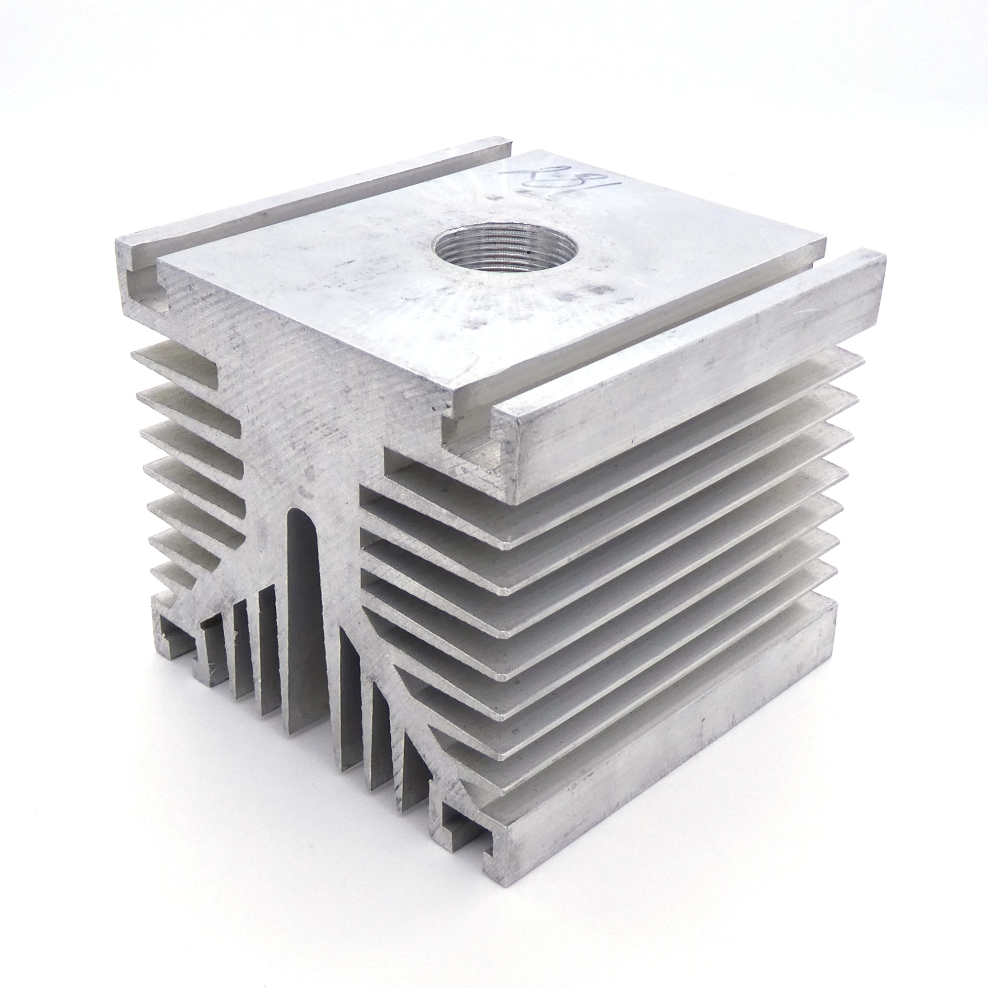 ОХЛАДИТЕЛЬ 0281 М30/1.5 - (110*110*100) 130 Вт, диаметр резьбы М30/1.5